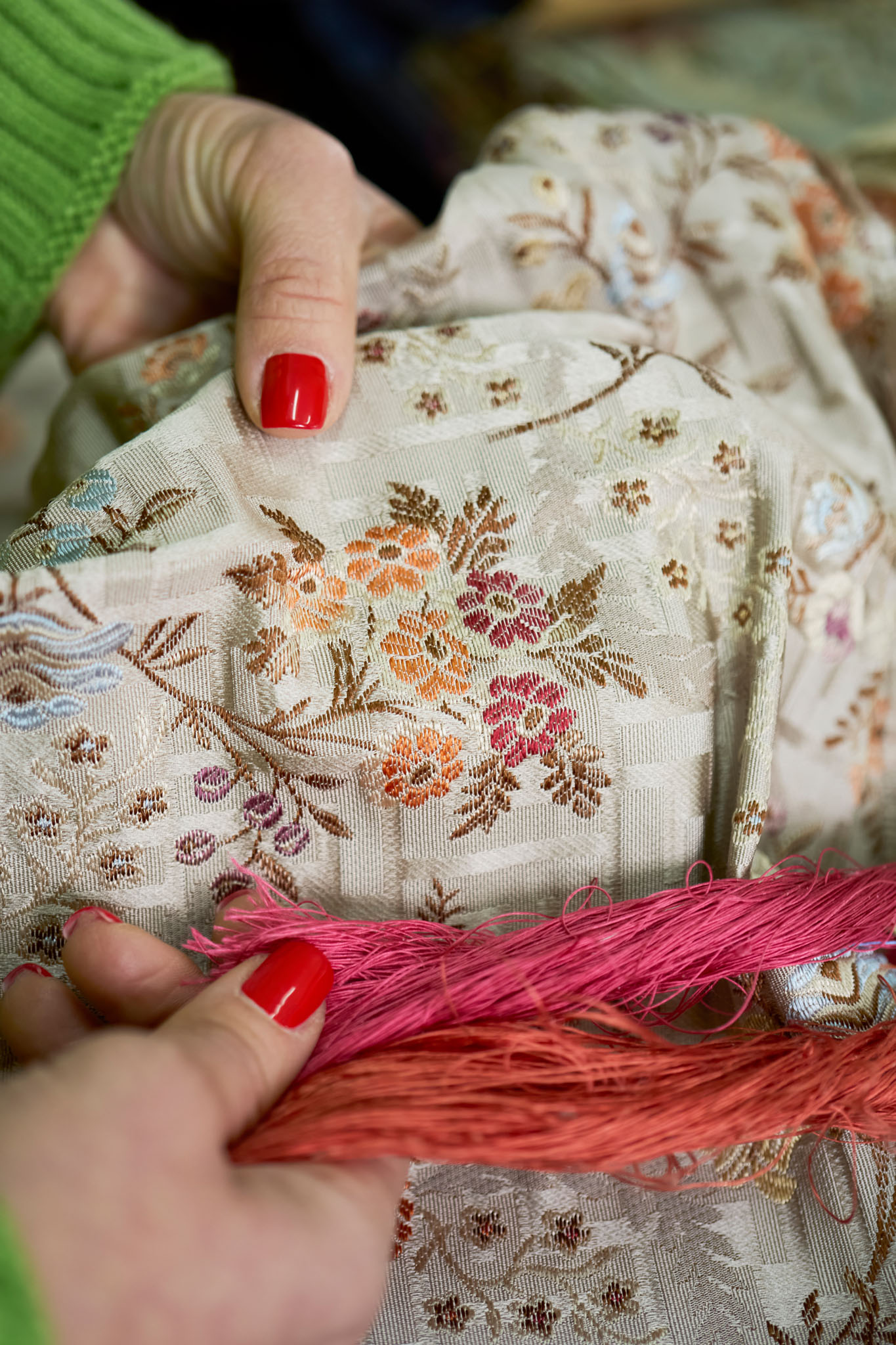 ハンド・イン・ハンド