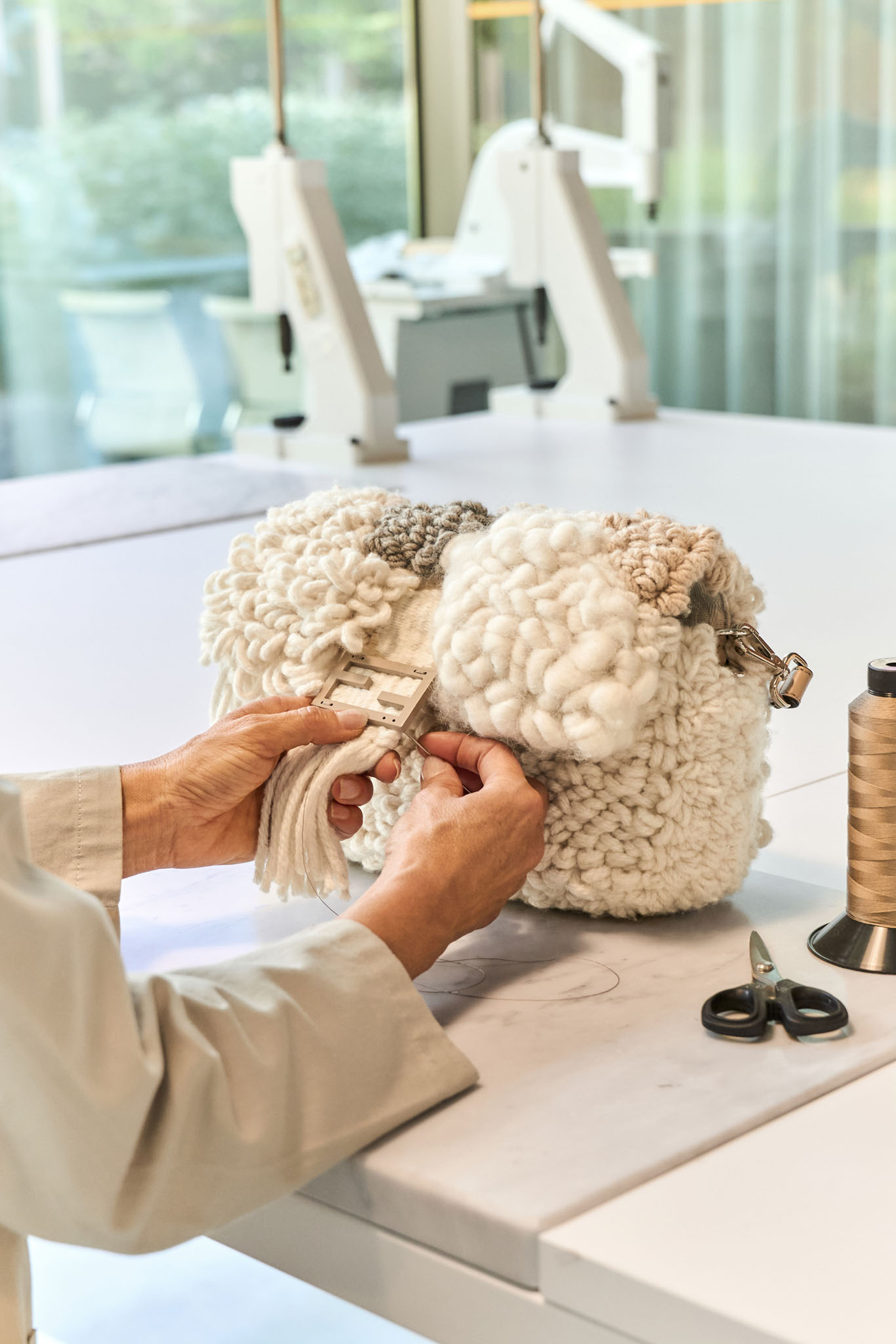 FENDI アンクレット ロープ編みデザインウィメンズ向けデザイナース