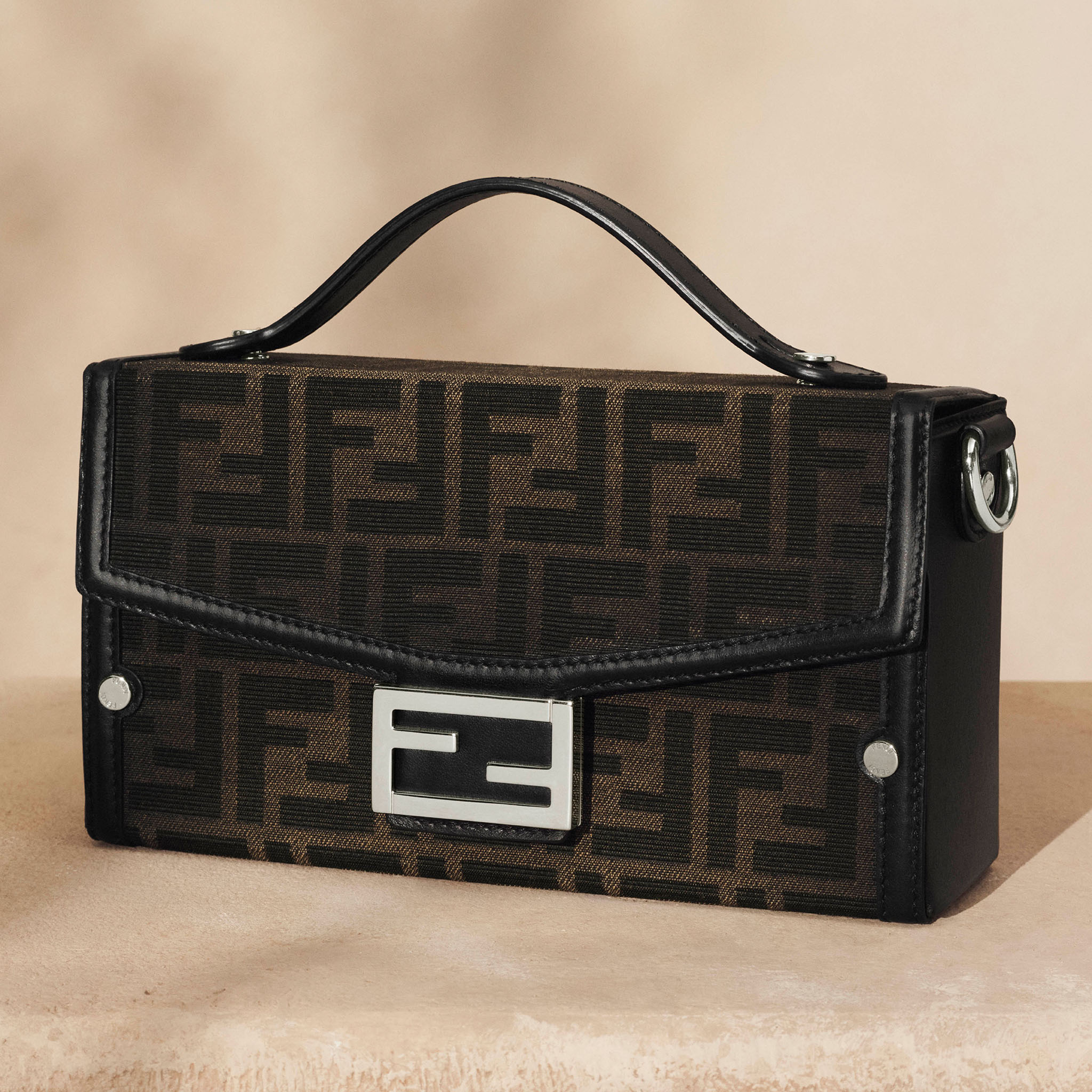 FENDI_PERM+GIFT_1x1_2160x2160_5