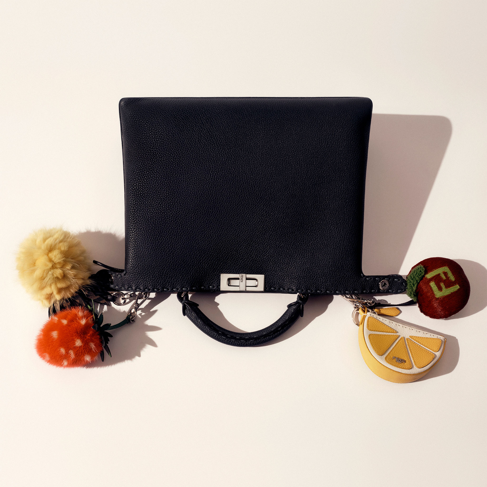 W’S & M’S CHARMS ACCESSORIZATION FOCUS_1_1_2160x2160px-1 W’S & M’S CHARMS ACCESSORIZATION FOCUS_1_1_2160x2160px-1
