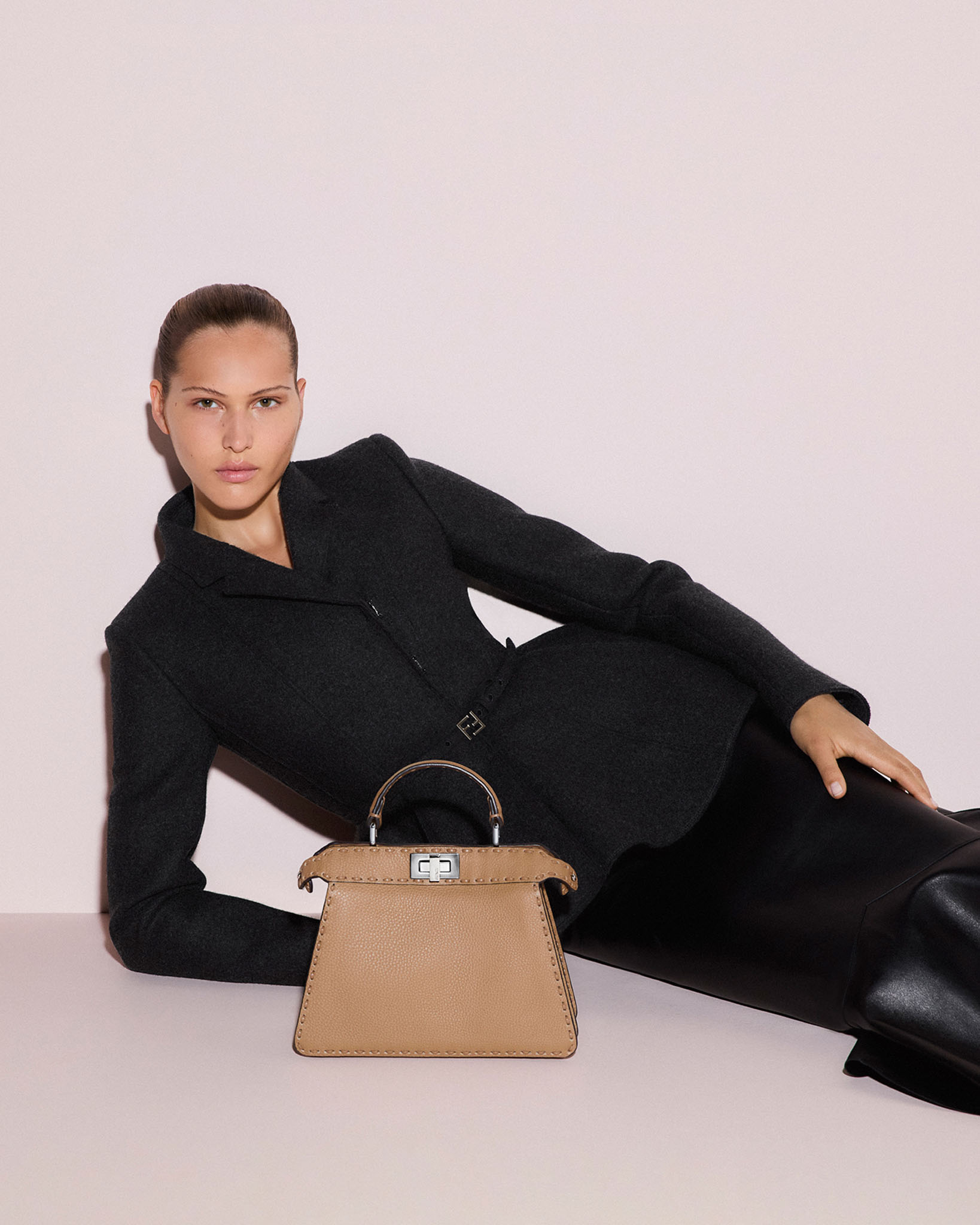 W'S FALL WINTER DROP 01_4x5_1440x1800px-8
