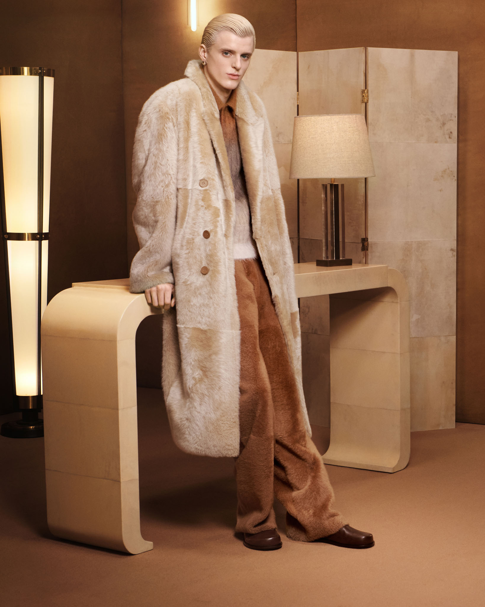 FENDI_FW25_FASHION_DIGITAL_4x5_nologo_4000x5000px_sRGB-10
