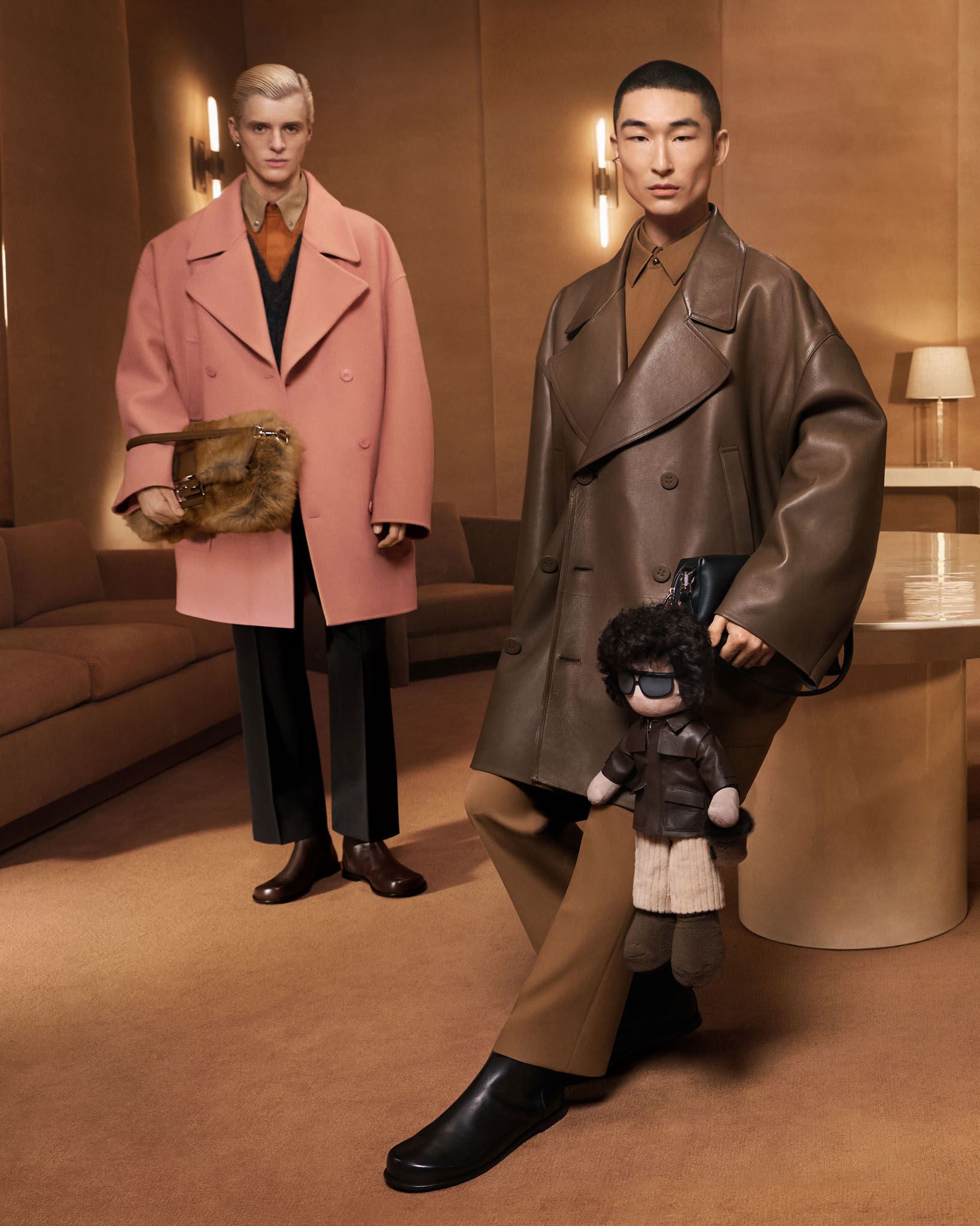 FENDI_FW25_FASHION_DIGITAL_4x5_nologo_4000x5000px_sRGB-8