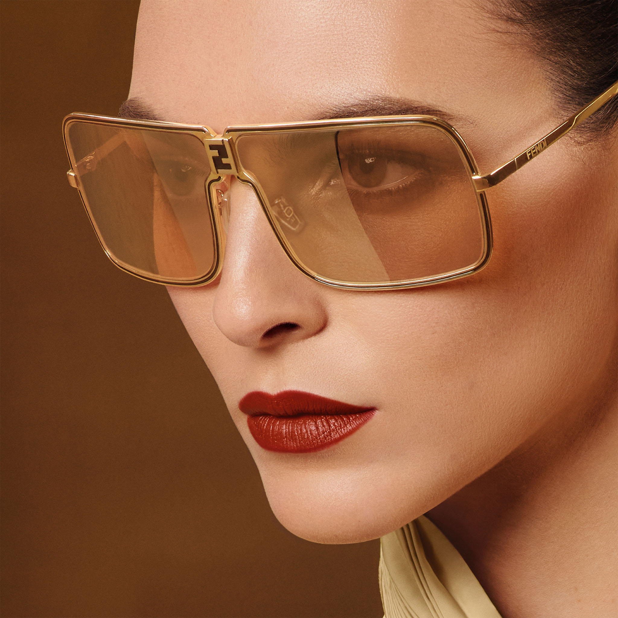 FENDI_FW25_EYEWEAR_DIGITAL_1x1_nologo_2160x2160px_sRGB-1 FENDI_FW25_EYEWEAR_DIGITAL_1x1_nologo_2160x2160px_sRGB-1