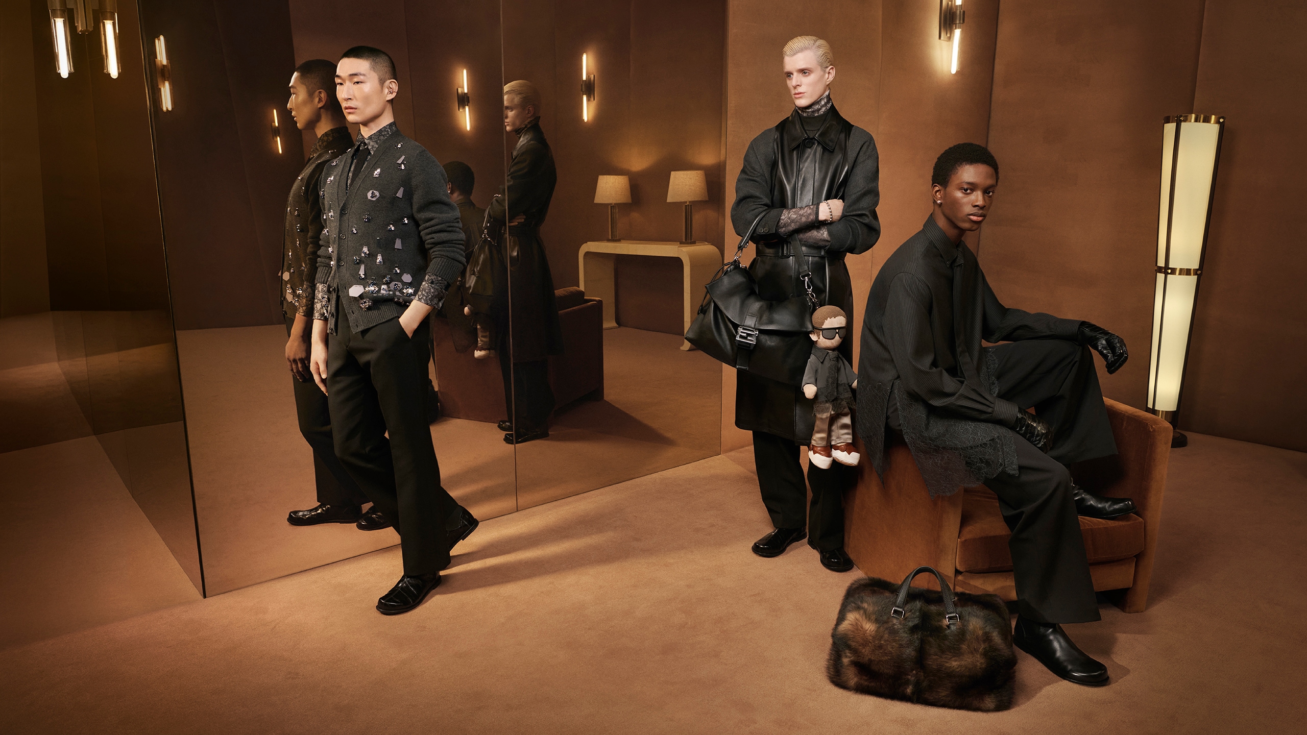 FENDI_FW25_FASHION_DIGITAL_16x9_nologo_2560x1440px_RGB-9