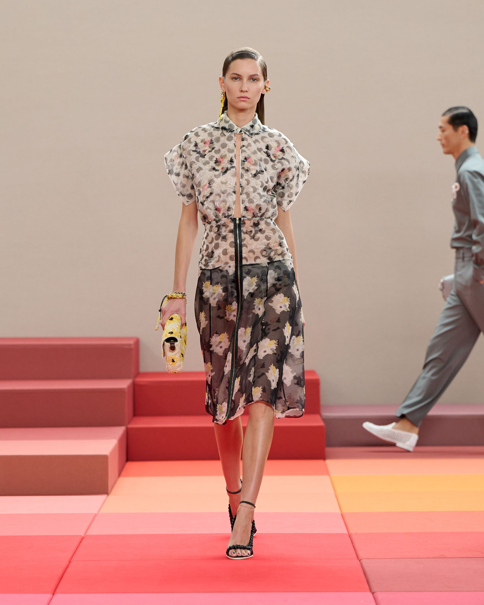 064 Fendi SS26 runway OZ9_5847