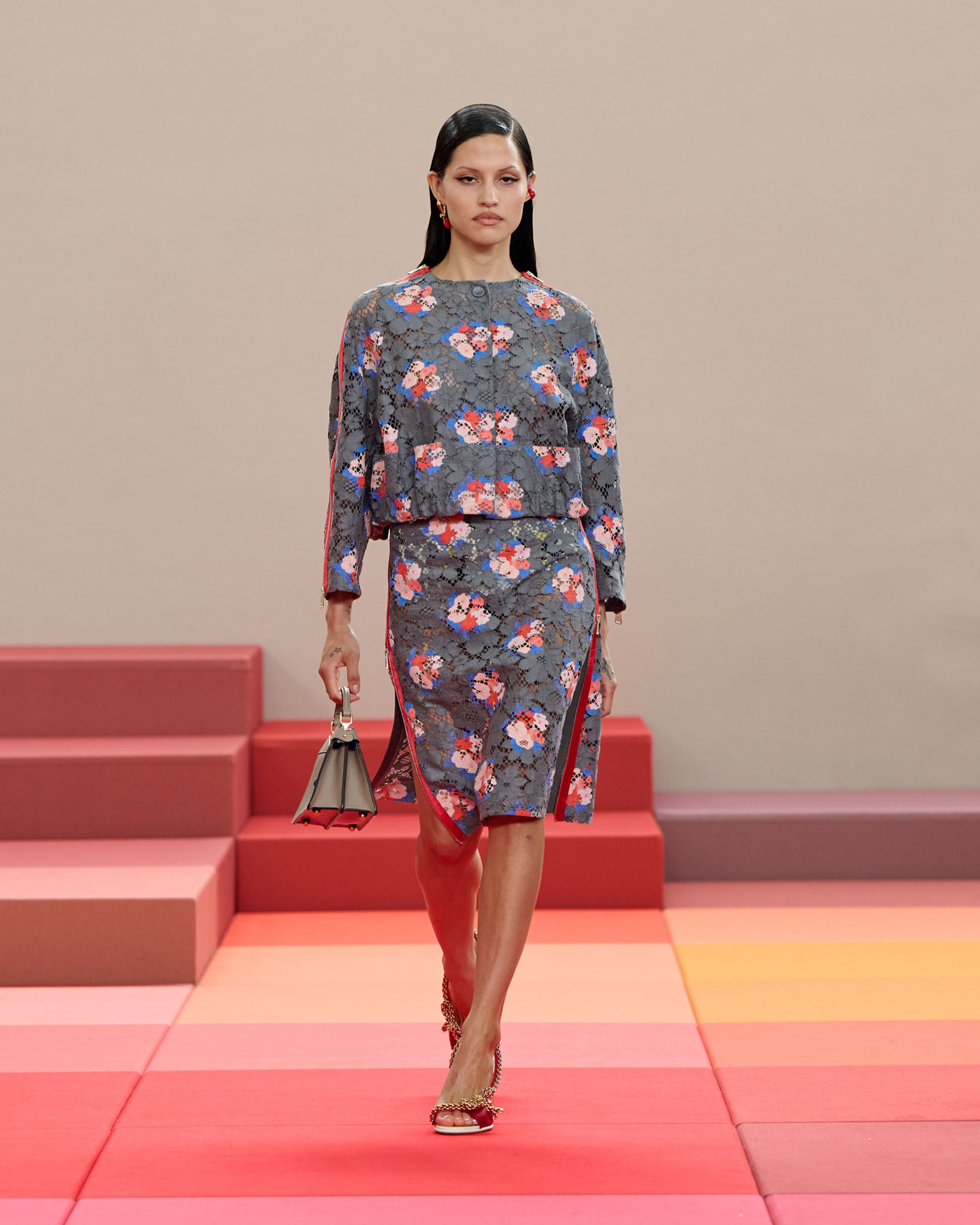 049 Fendi SS26 runway OZ9_5039