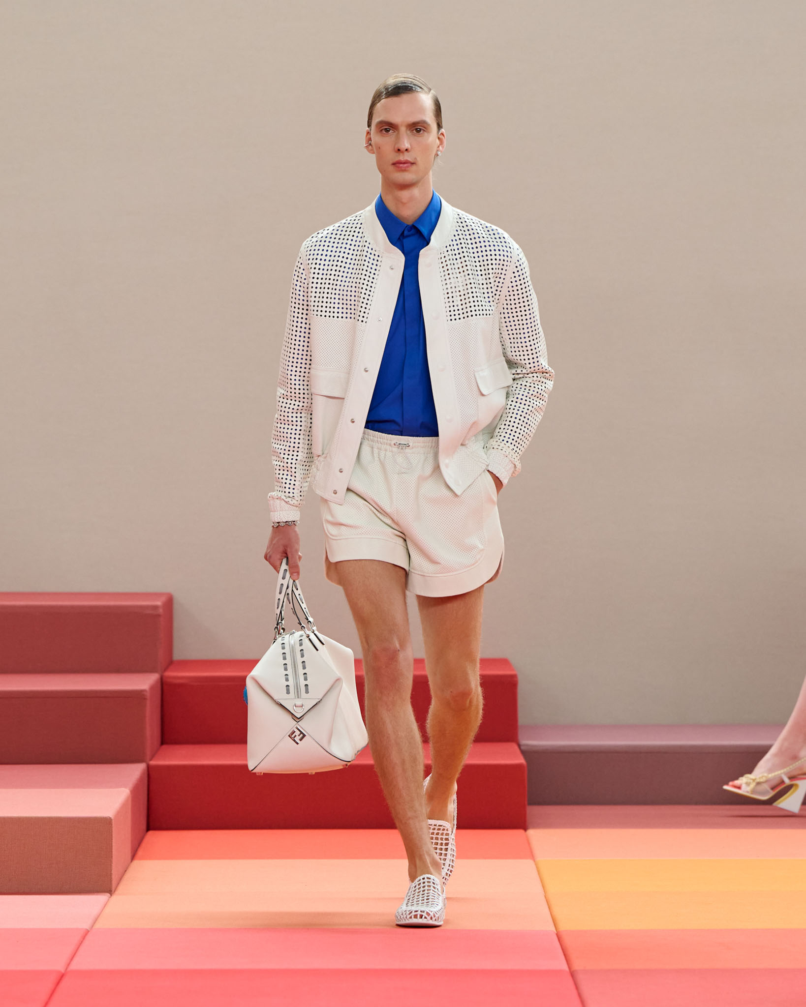 034 Fendi SS26 runway OZ9_4110