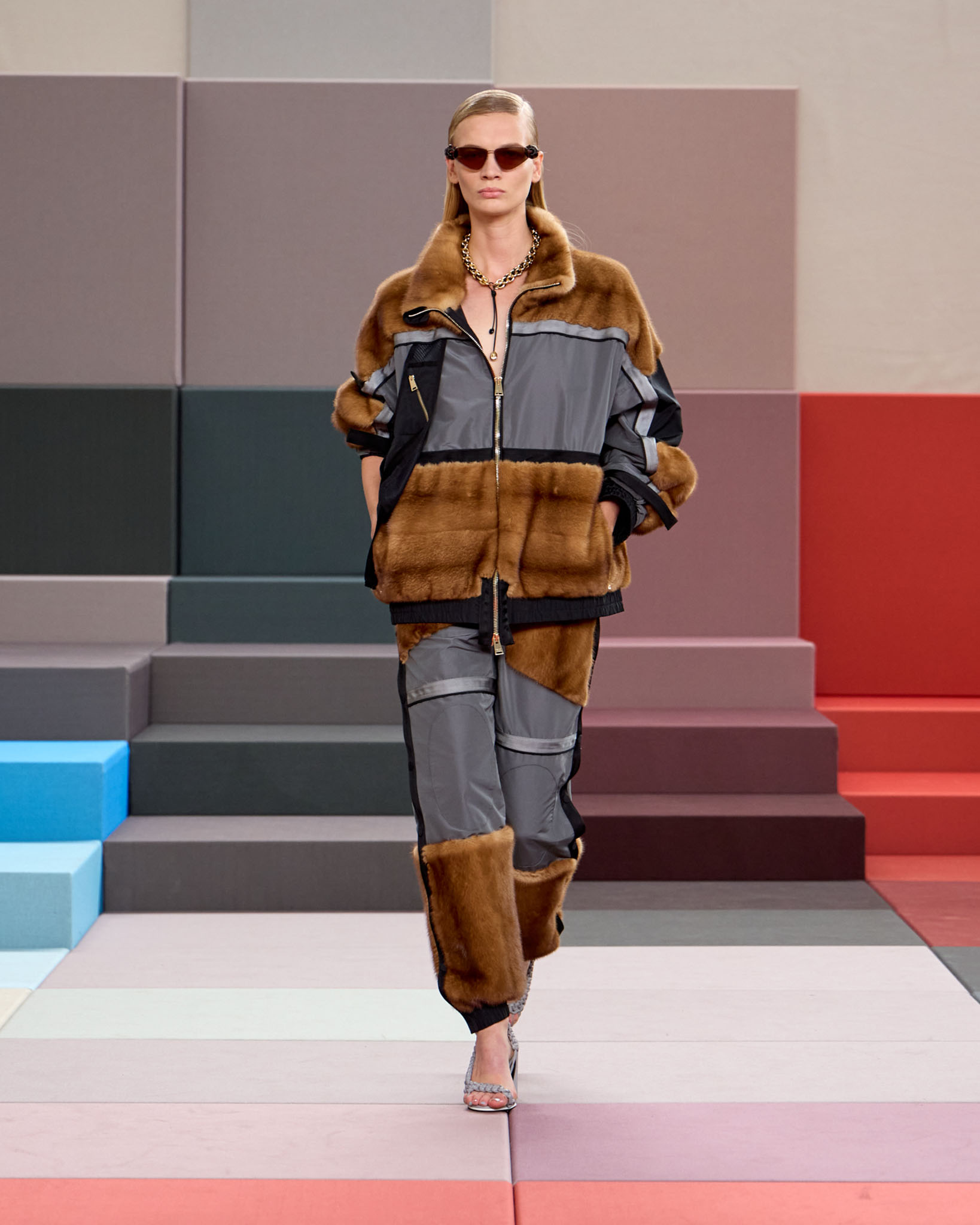 039 Fendi SS26 runway PIT_1359