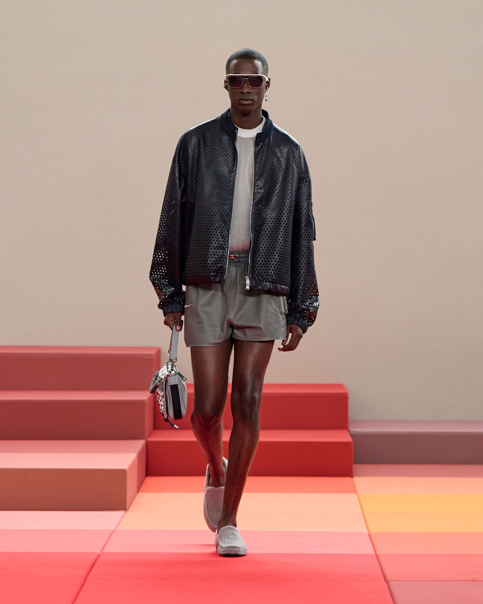 037 Fendi SS26 runway OZ9_4290