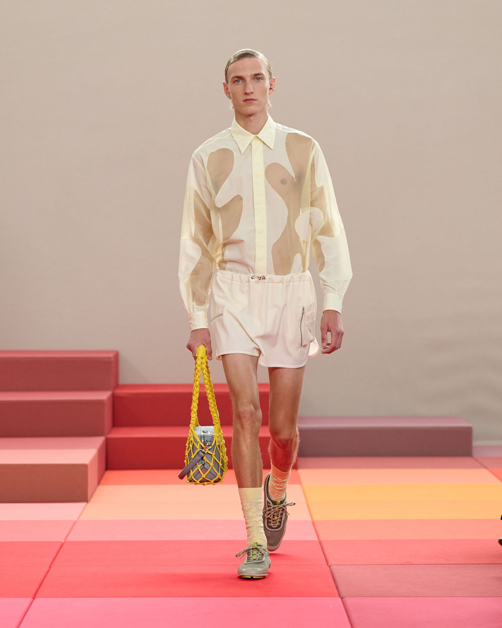 048 Fendi SS26 runway OZ9_4993