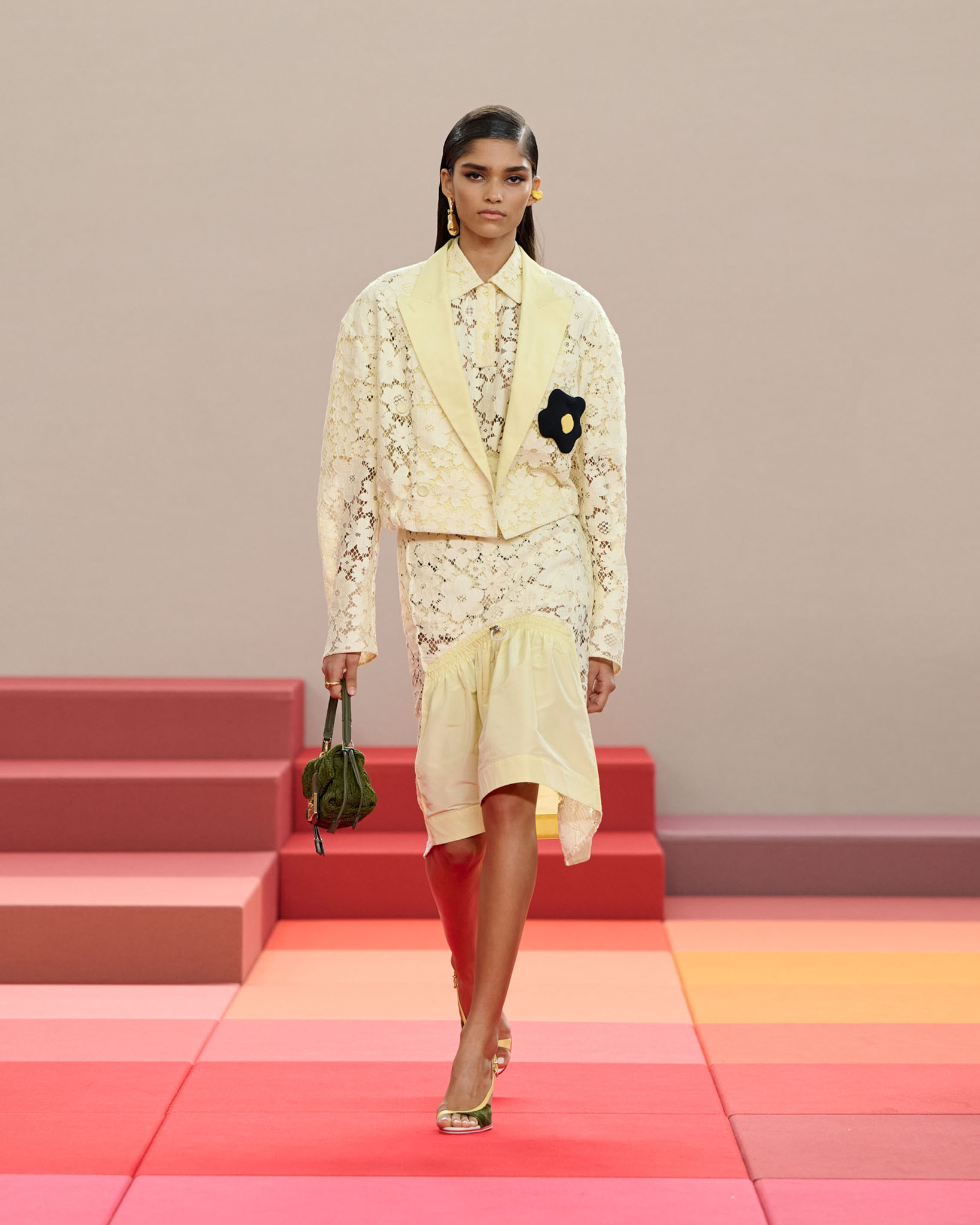057 Fendi SS26 runway OZ9_5479