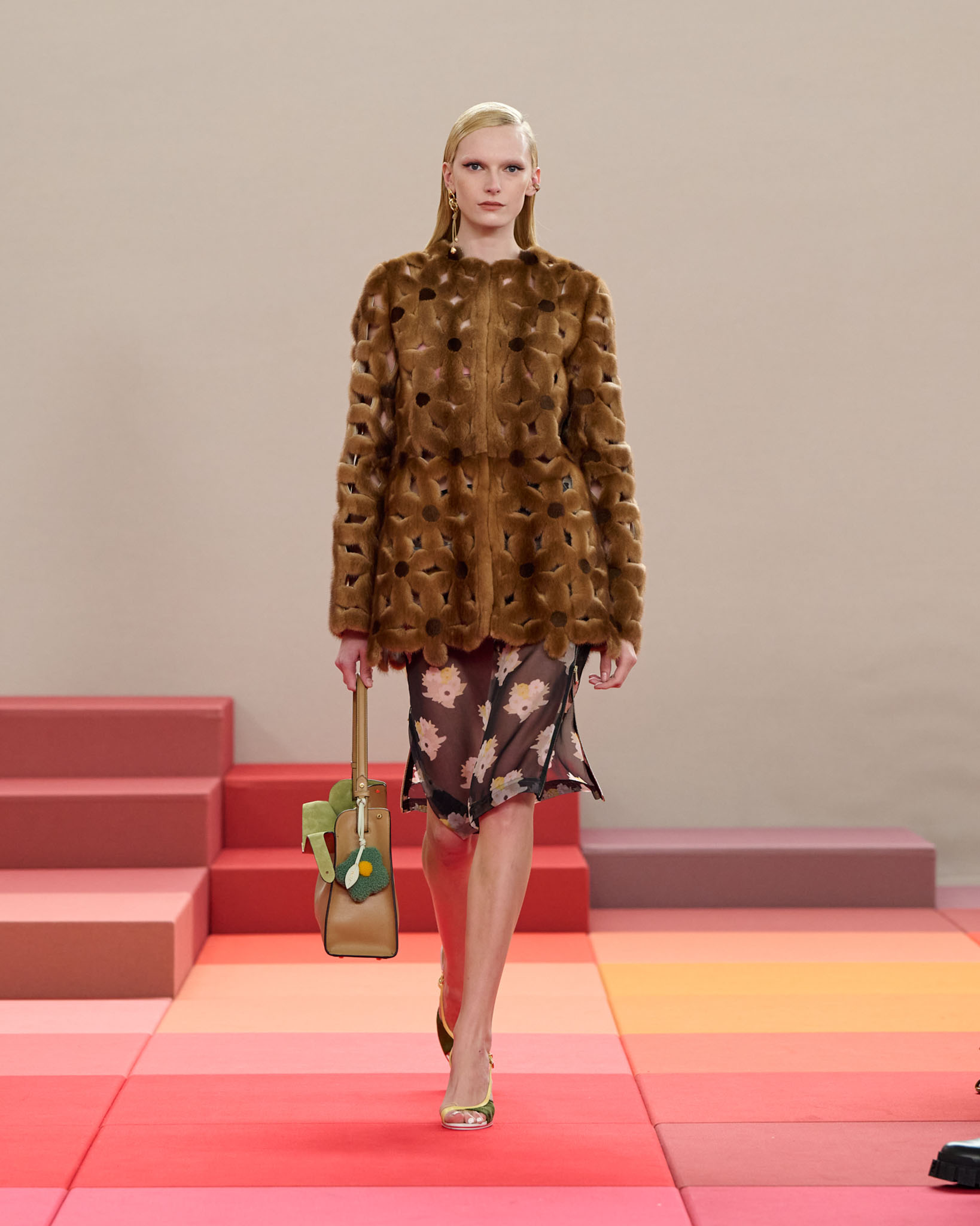 078 Fendi SS26 runway OZ9_6680