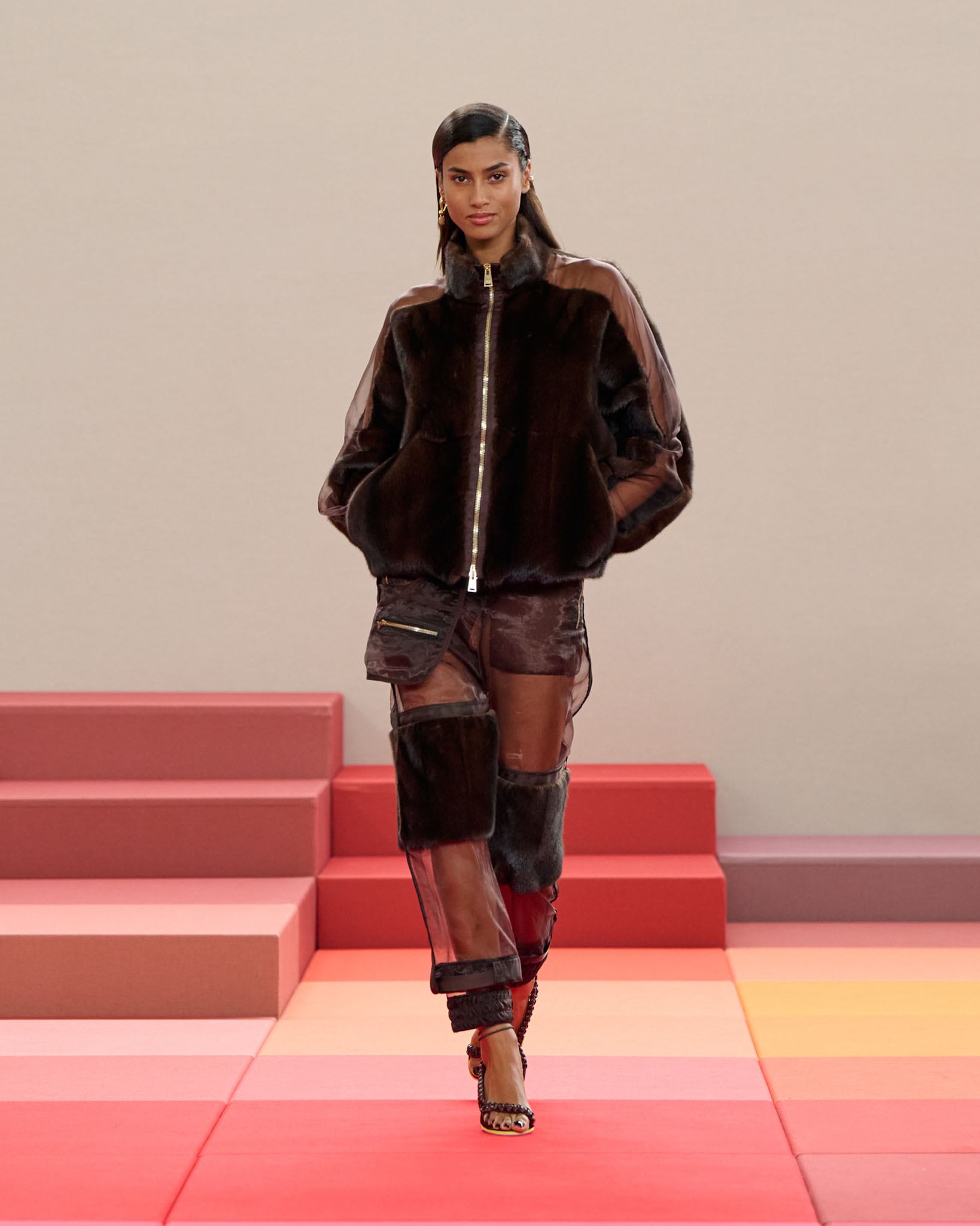 073 Fendi SS26 runway OZ9_6359