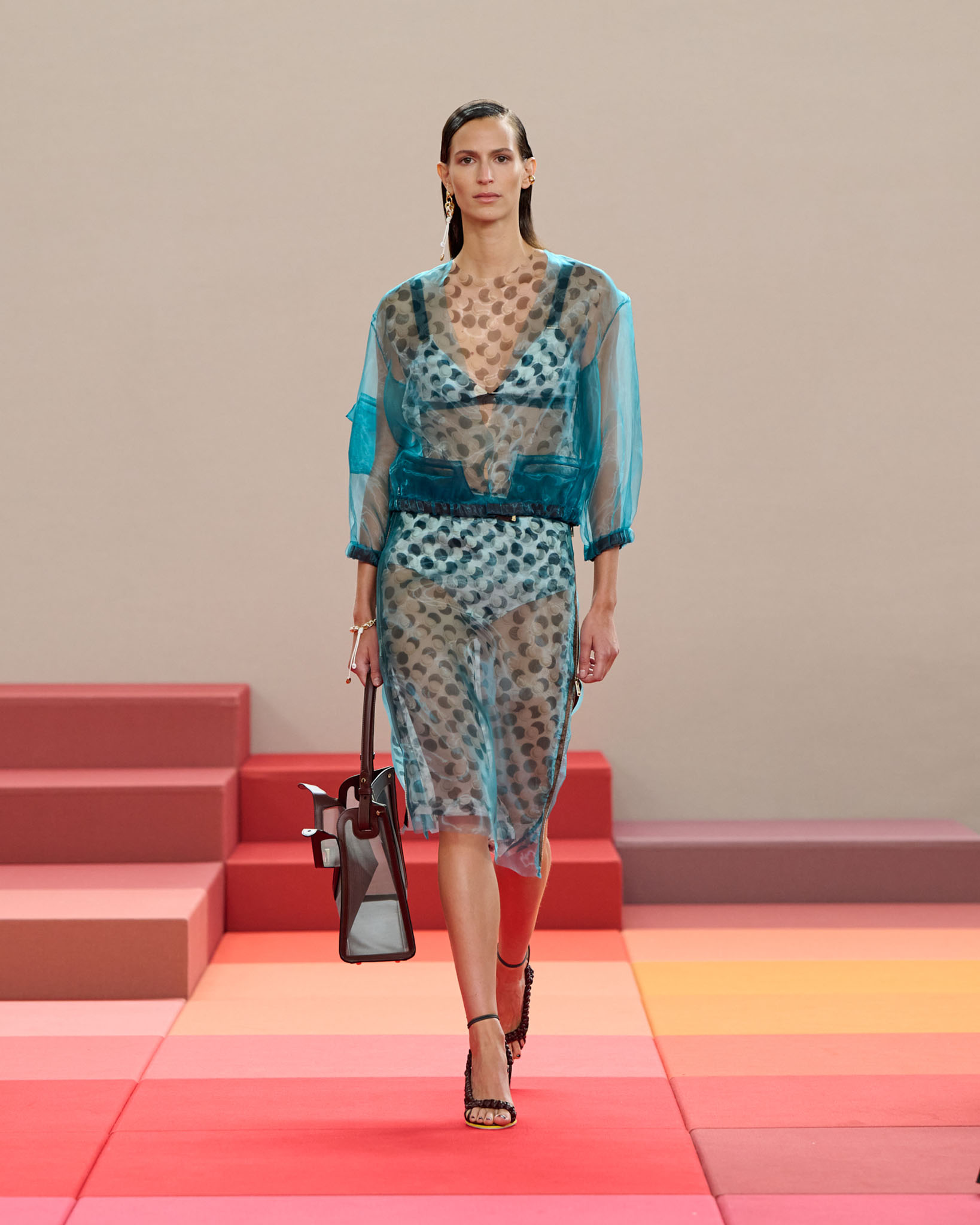 070 Fendi SS26 runway OZ9_6198