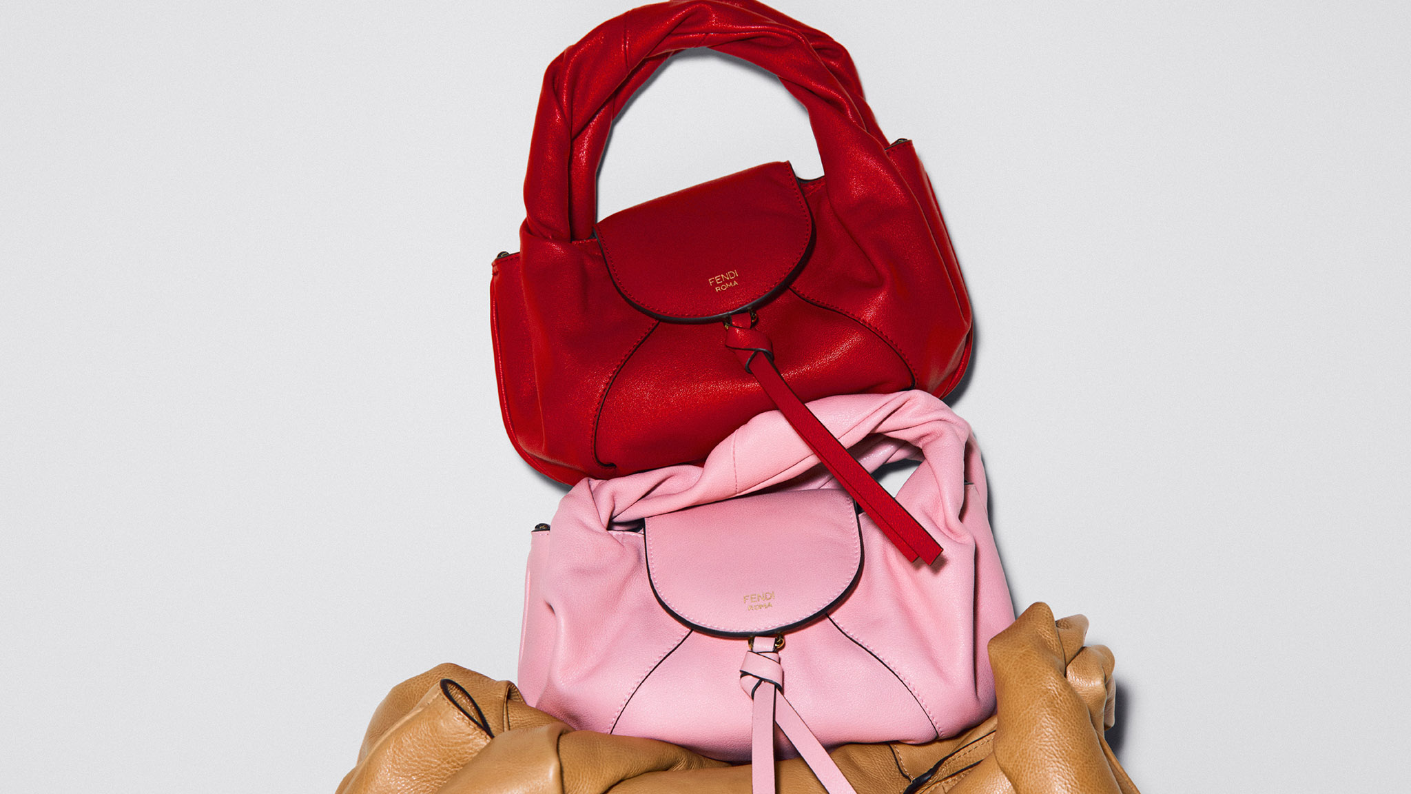 【近年モデル】 フェンディ フローラル FENDI ロゴ XL ユニセックス 2026年春夏プレコレクション ウィメンズ新着アイテム | FENDI