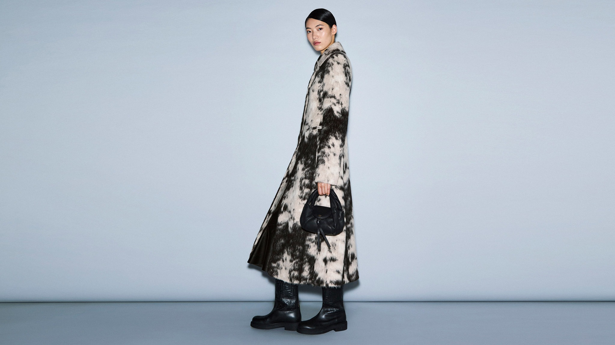 最終値下げ　新品タグ付き　FENDI レディース　フェンディ 楽天市場】フェンディ FENDI バッグチャーム ブラック