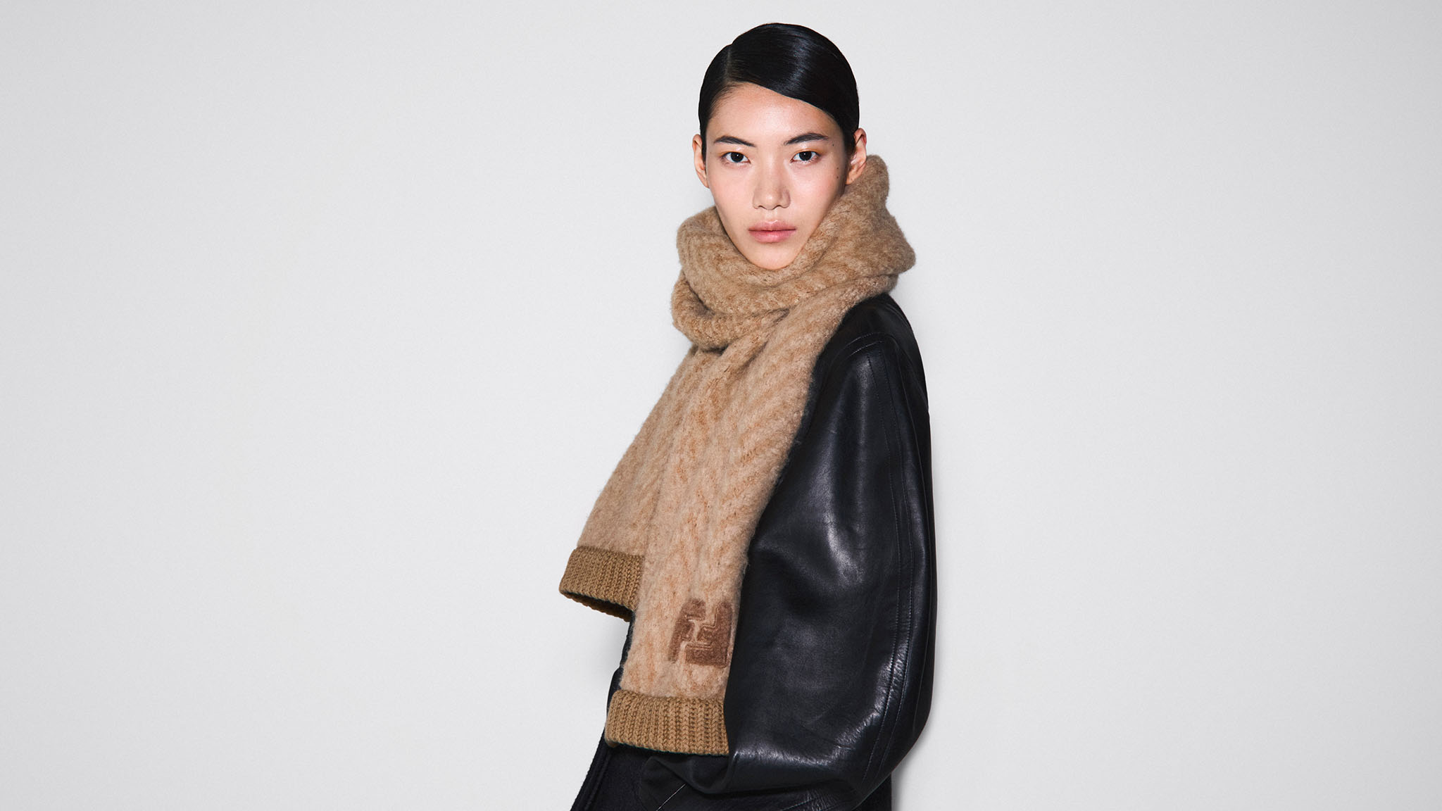 W'S FULL WINTER - SKIWEAR_16_9_2560x1440px-12