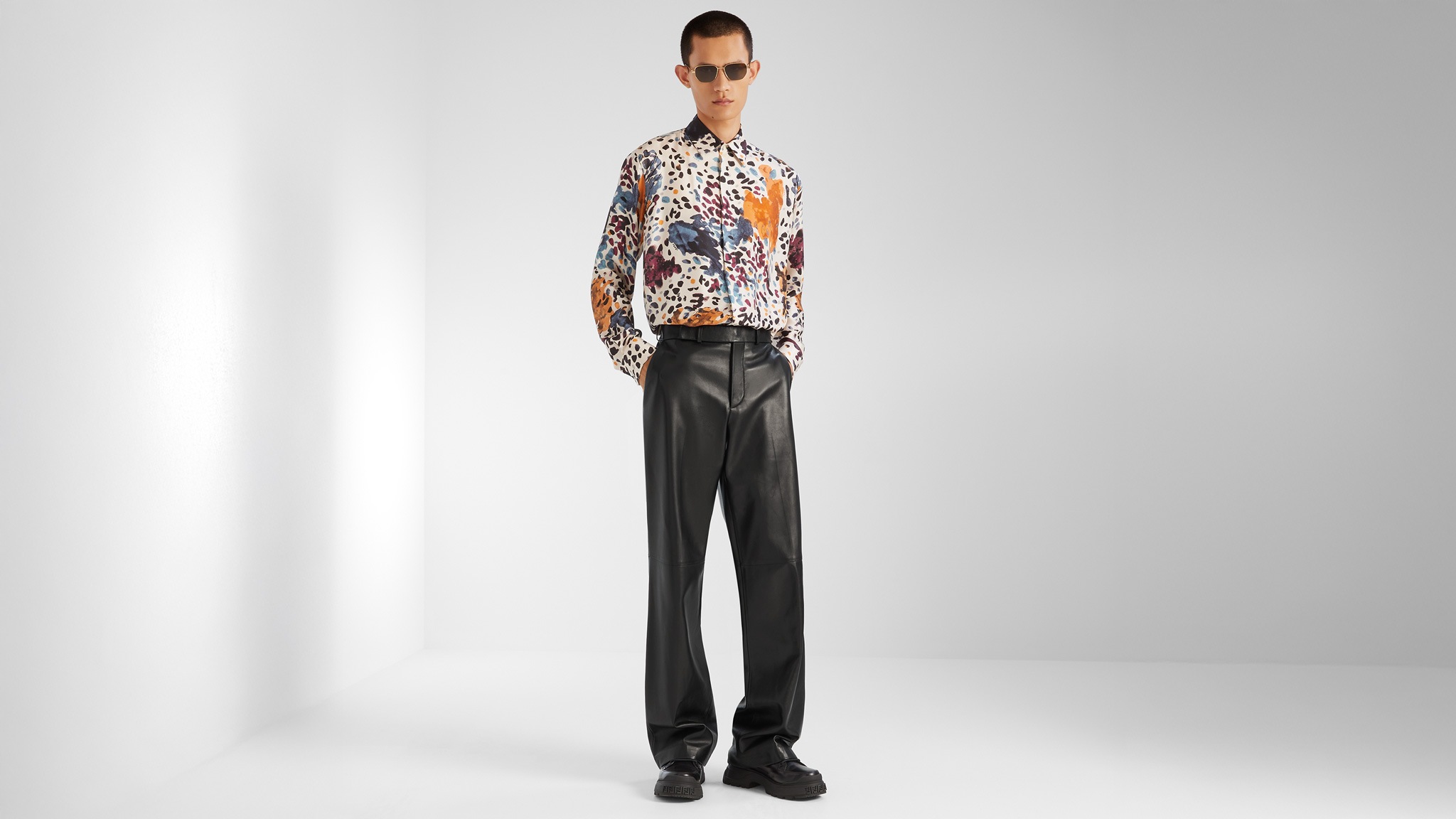 FENDI　ブランドブック Shop By Look | Fendi