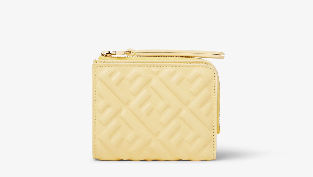 ホームページ | Fendi公式オンラインストア