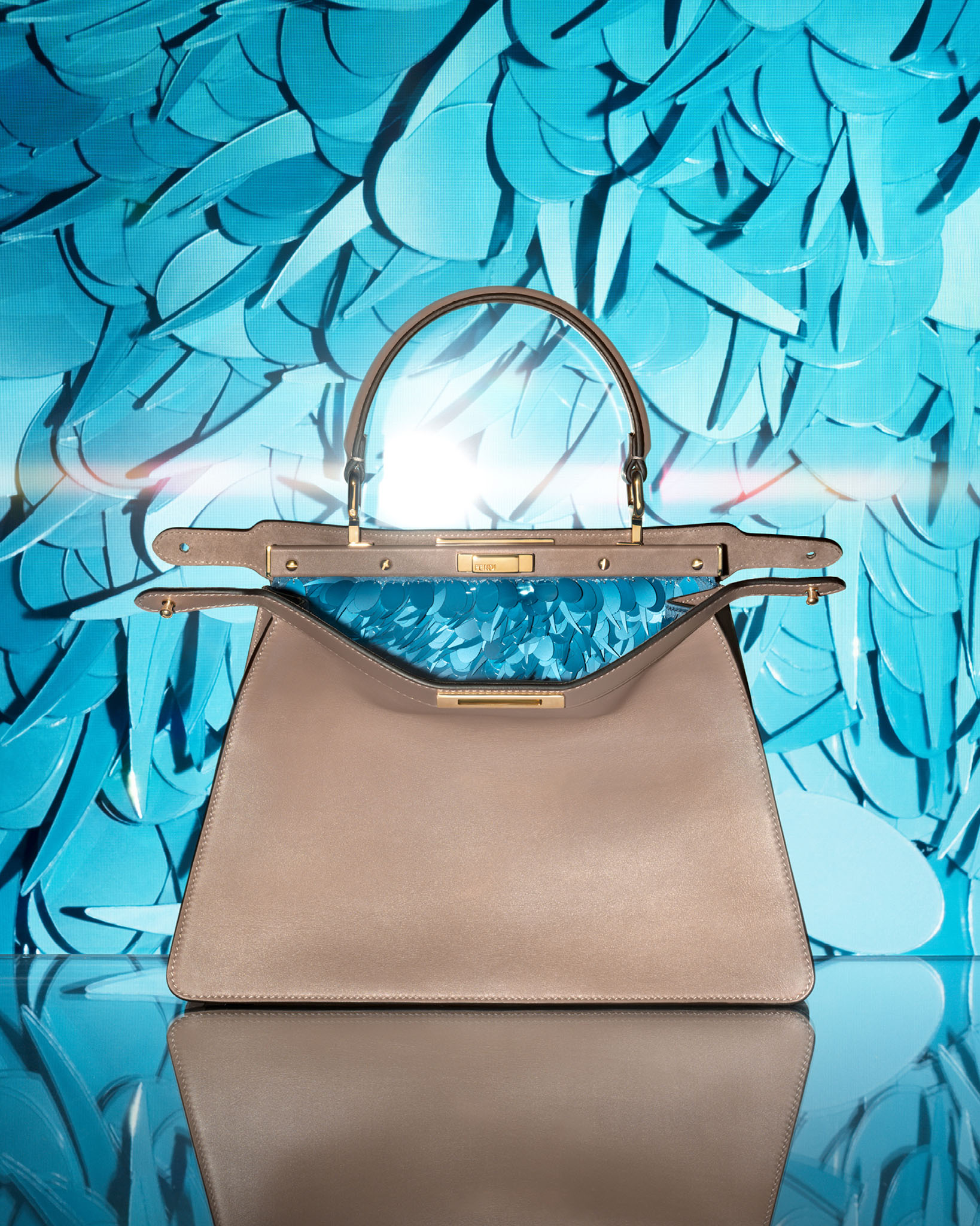 Fendi_Digital_4-5_No Logo_1440x1800px2
