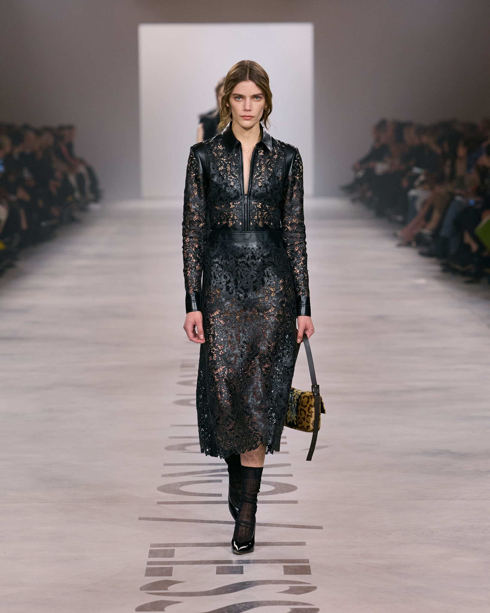 Fendi kolekcija koja slavi snagu zajedništva 3 Runway Looks