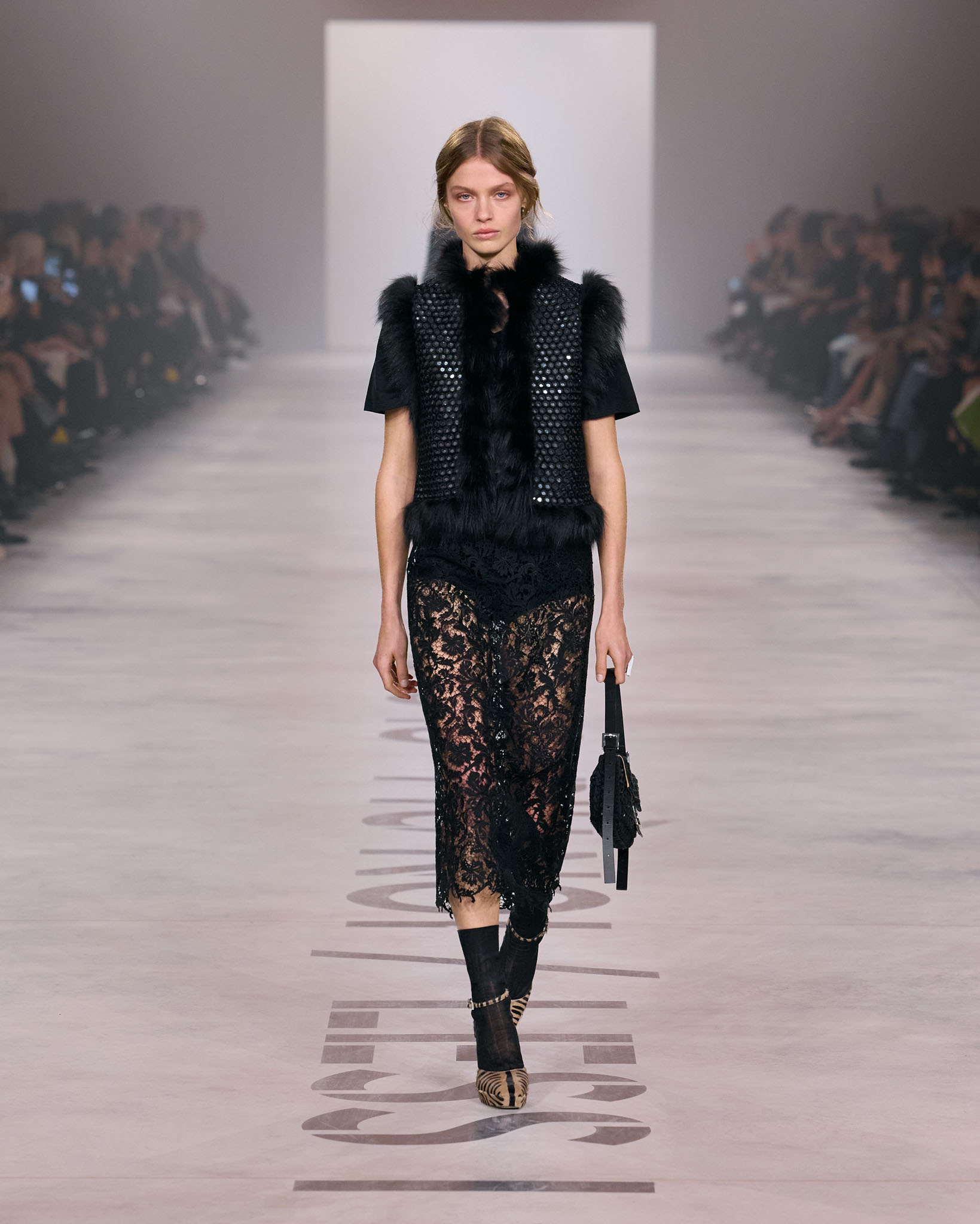Fendi fw26 Runway Looks 4x5 012