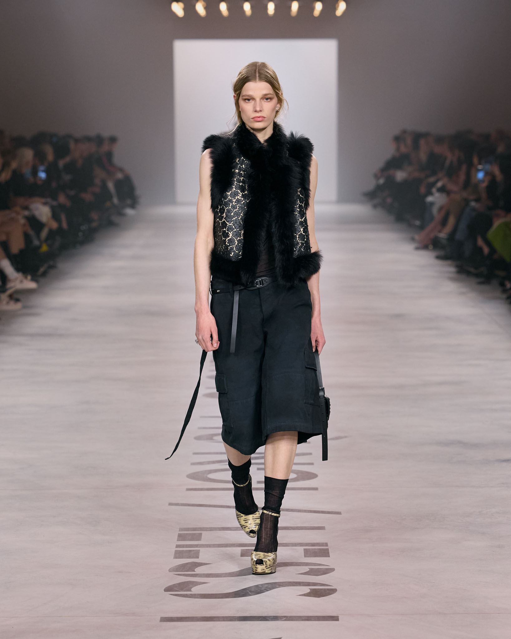 Fendi fw26 Runway Looks 4x5 057
