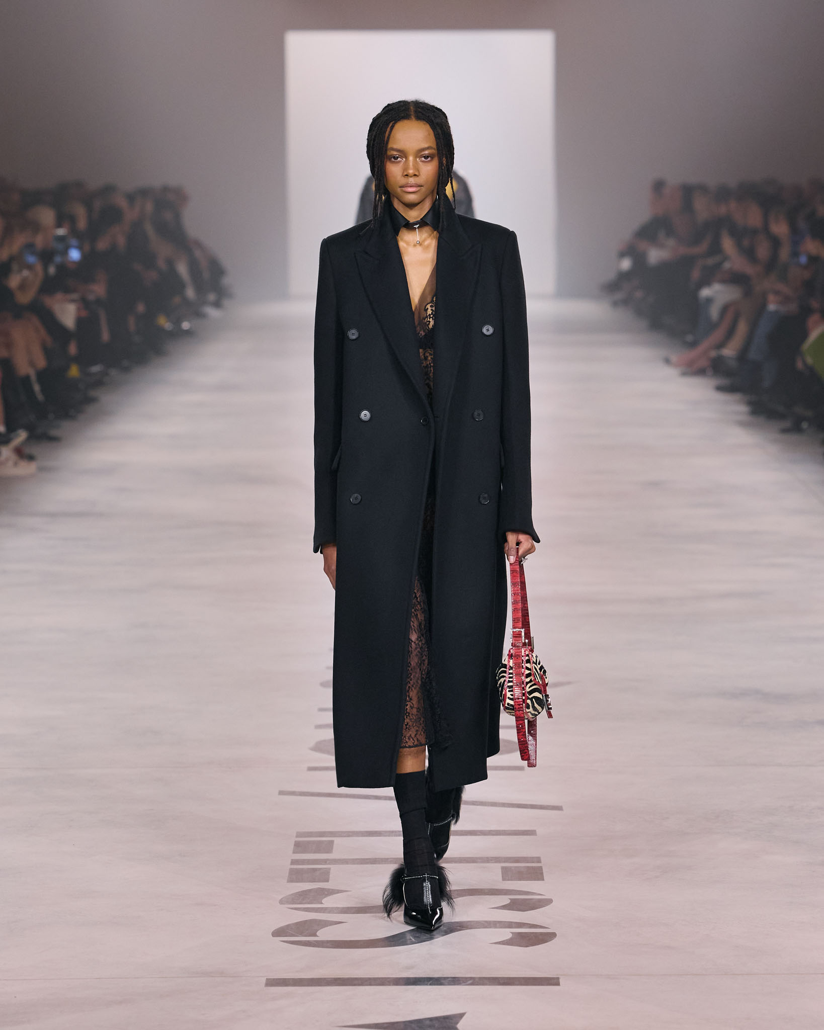 Fendi fw26 Runway Looks 4x5 027