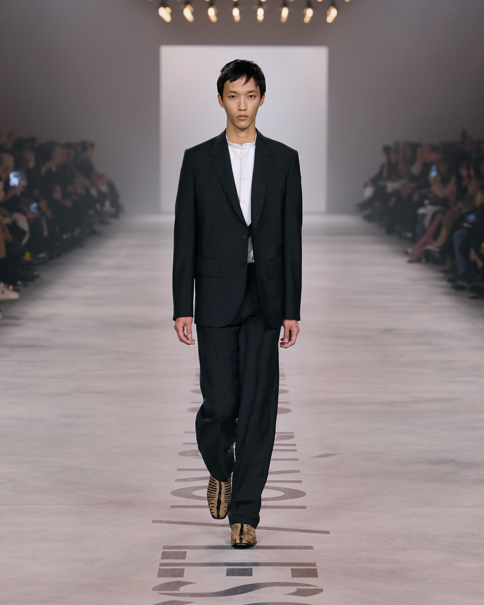 Fendi fw26 Runway Looks 4x5 074