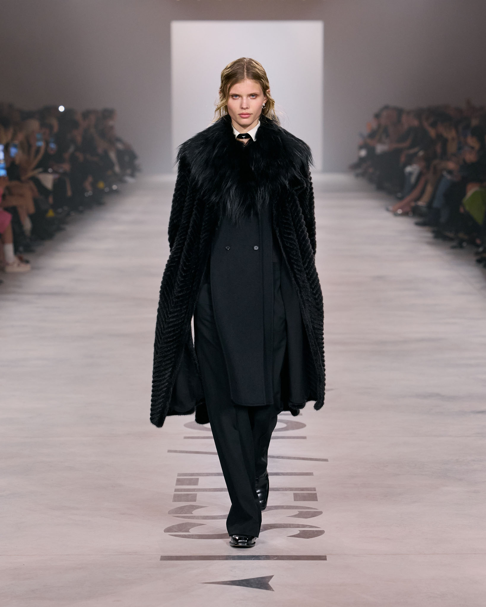 Fendi fw26 Runway Looks 4x5 023