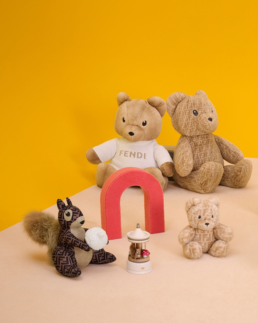 フェンディ マスコット | Fendi