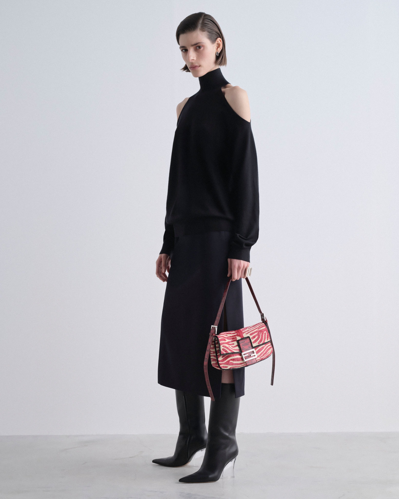ウィメンズ デザイナーズ 2026年秋冬コレクション | FENDI JP