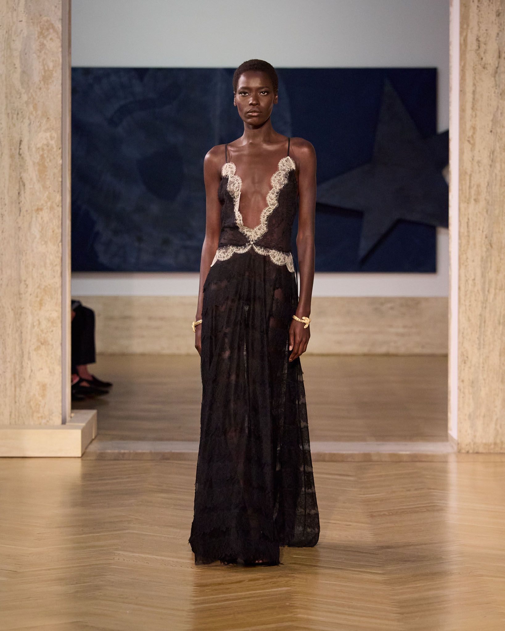 Fendi fw26 runway looks 4x5 069