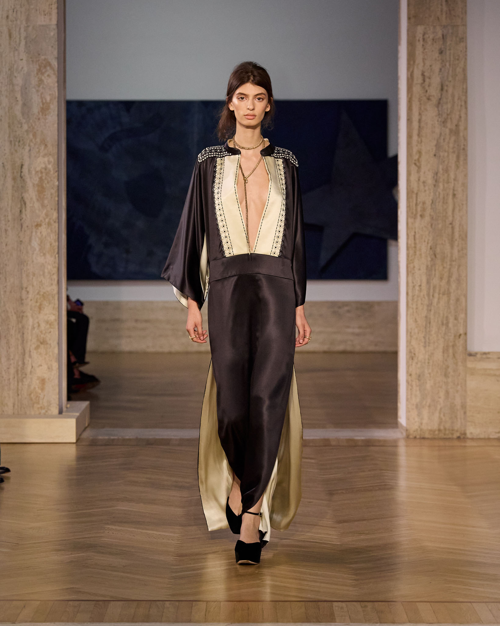 Fendi fw26 runway looks 4x5 012