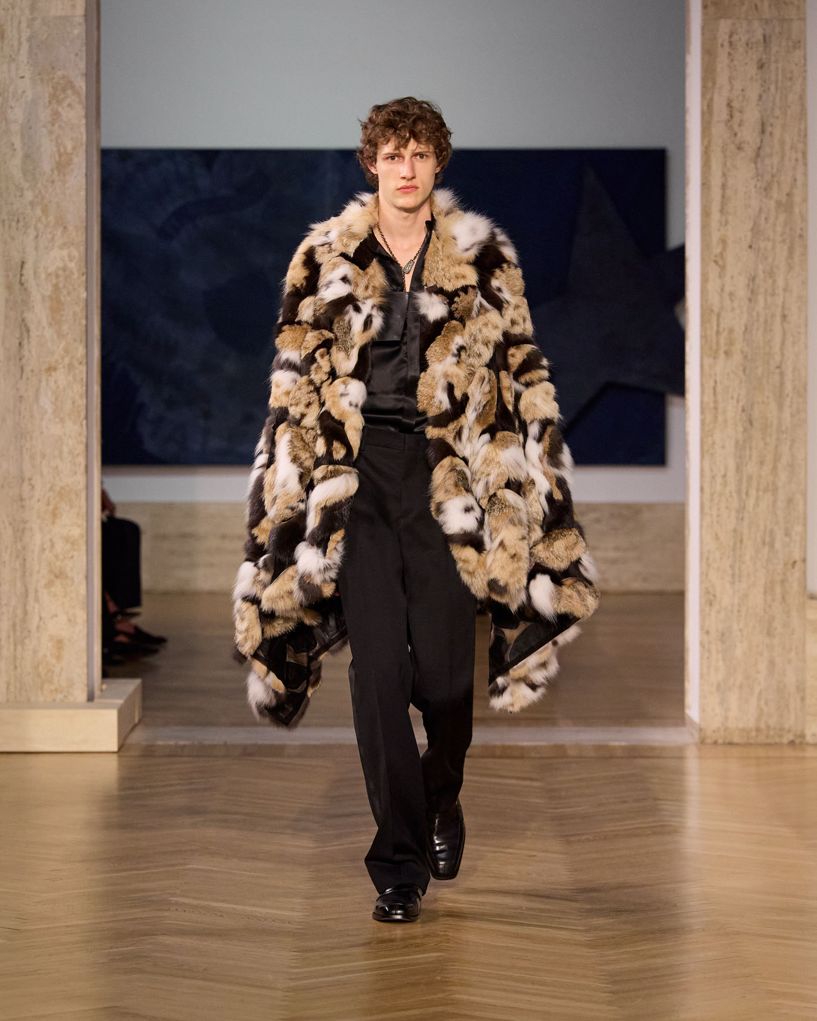 Fendi fw26 runway looks 4x5 059