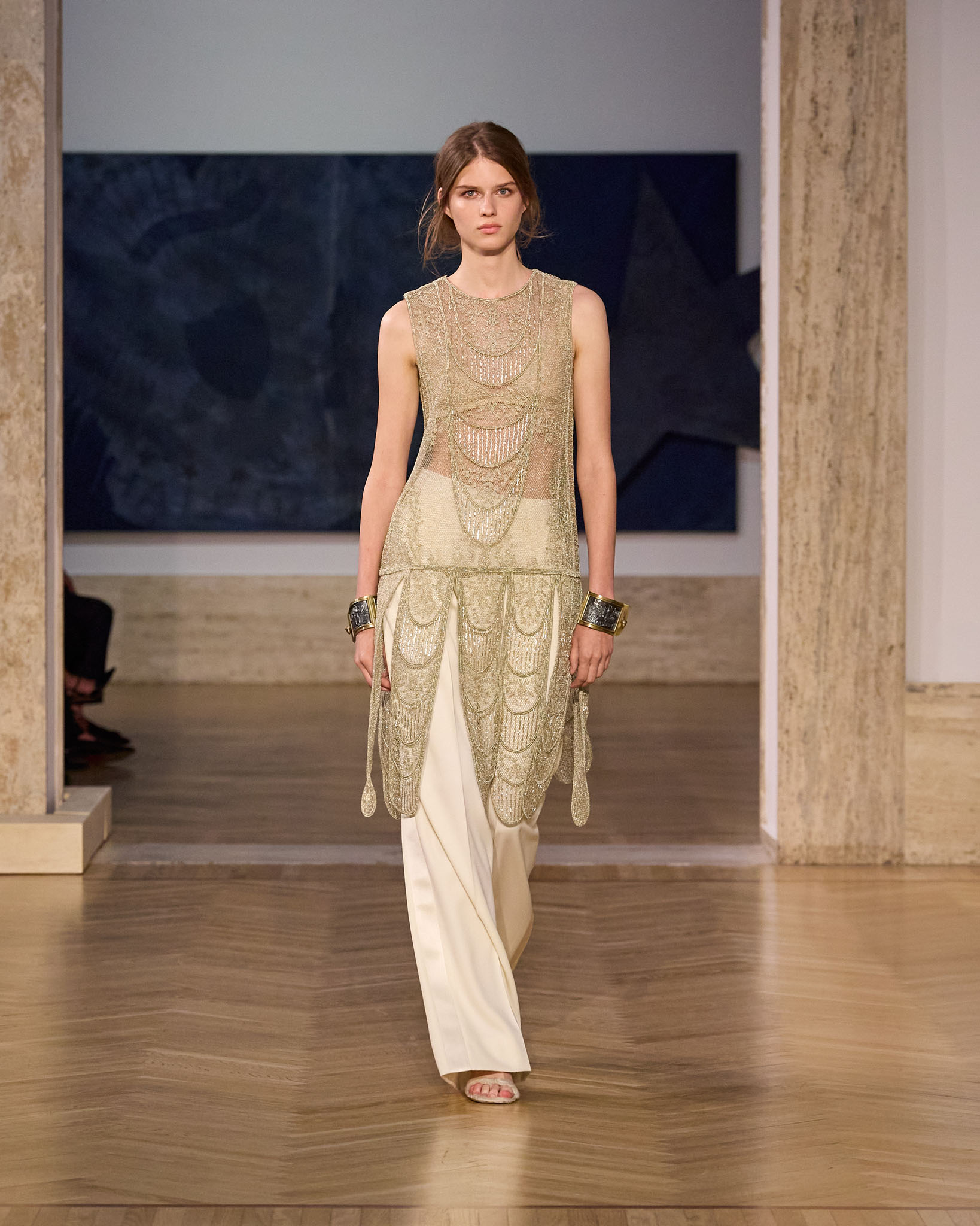 Fendi fw26 runway looks 4x5 032