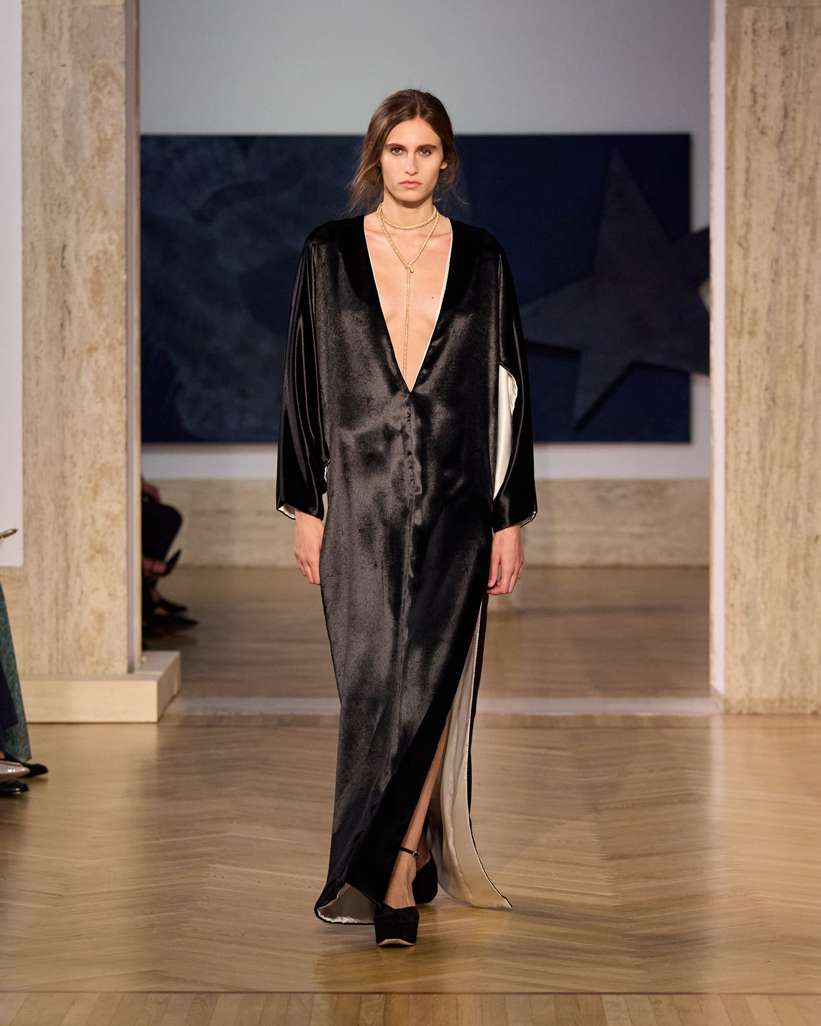 Fendi fw26 runway looks 4x5 043