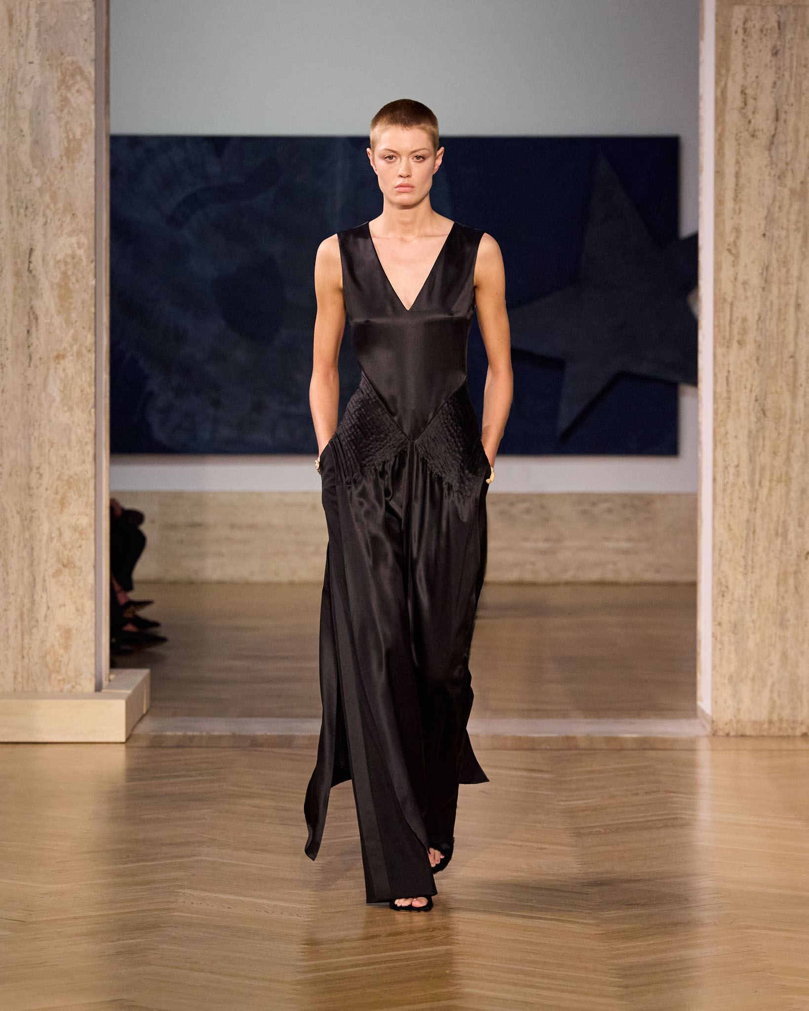 Fendi fw26 runway looks 4x5 052