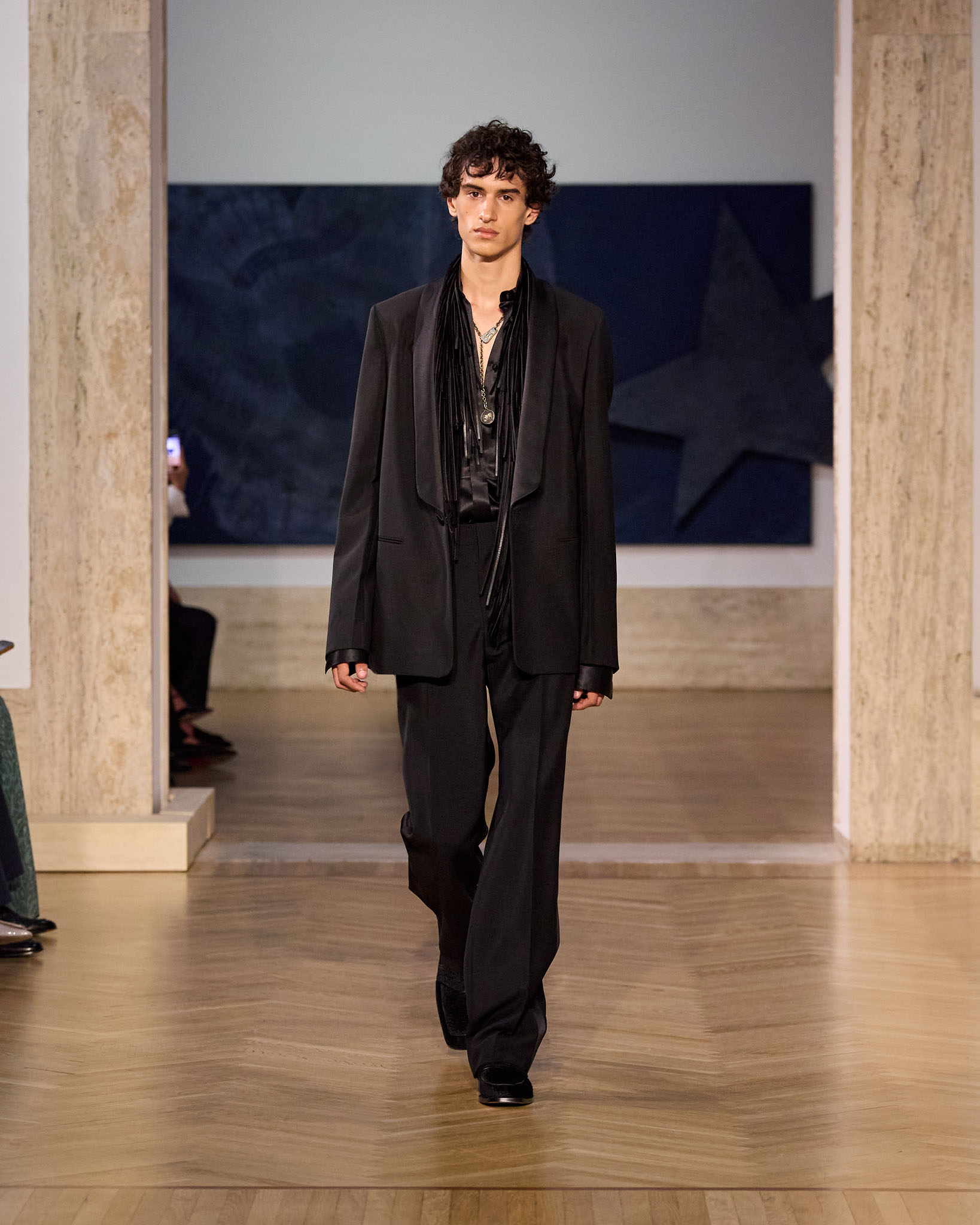Fendi fw26 runway looks 4x5 033
