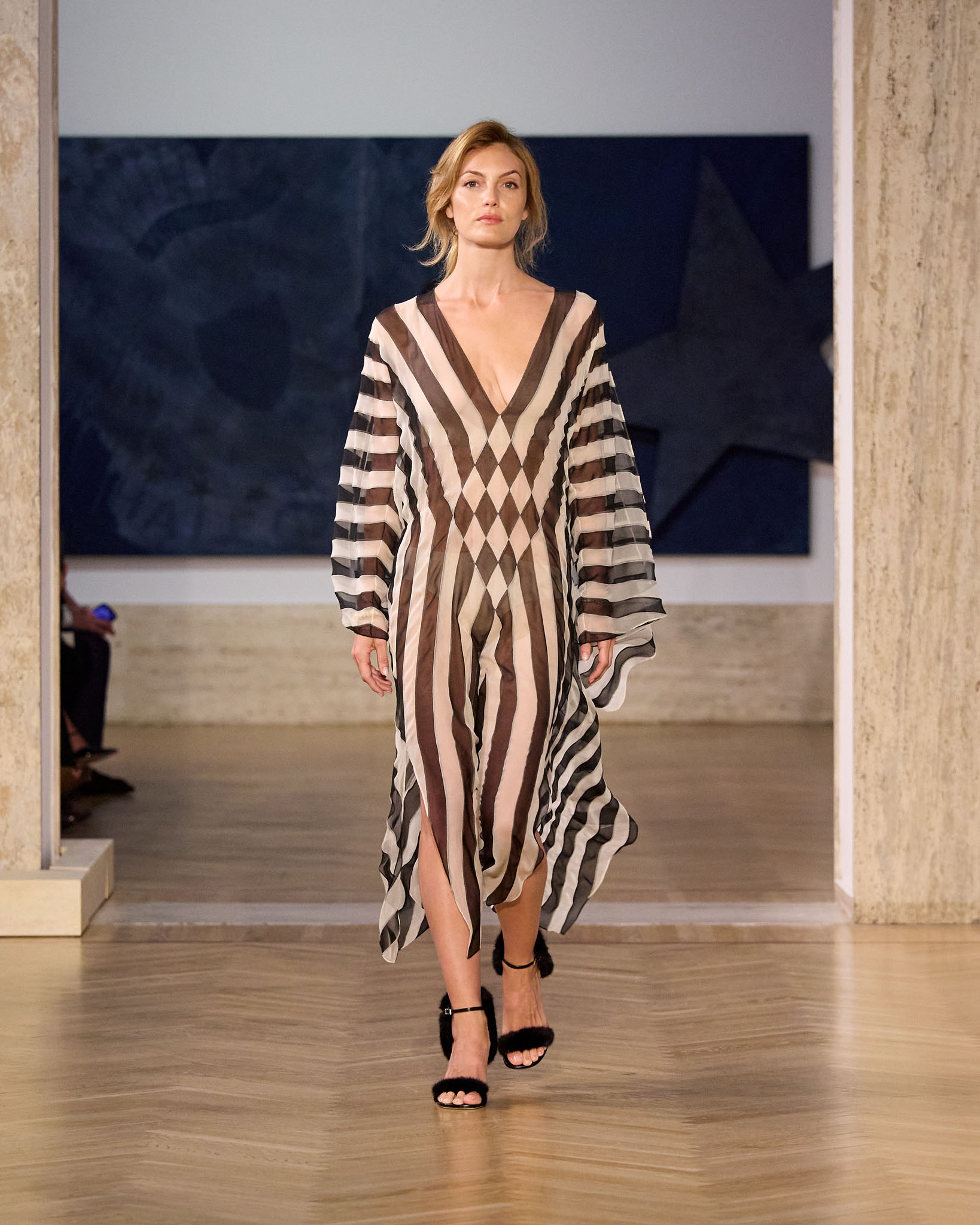 Fendi fw26 runway looks 4x5 001