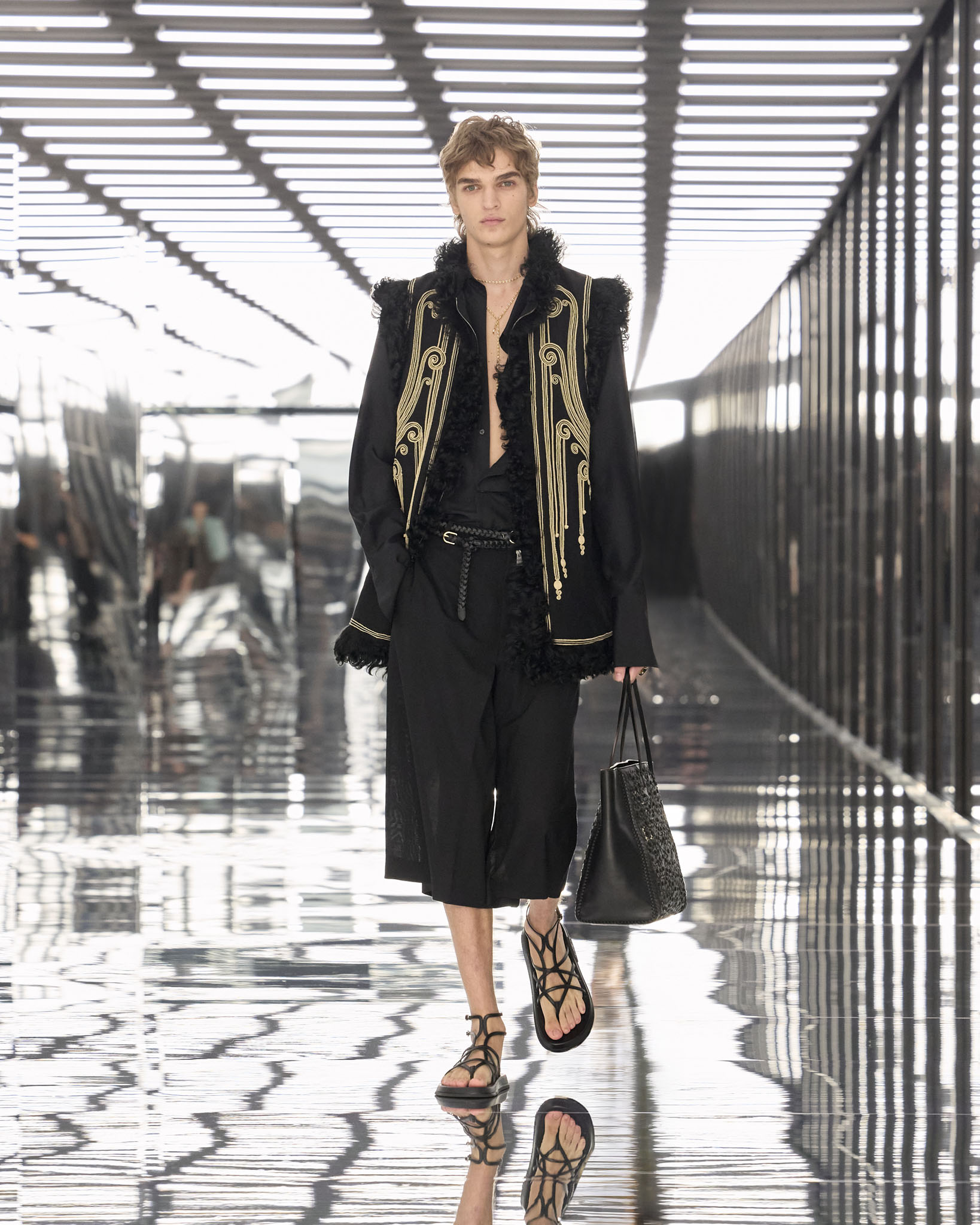 Fendi ss27 Runway Looks 4x5 031