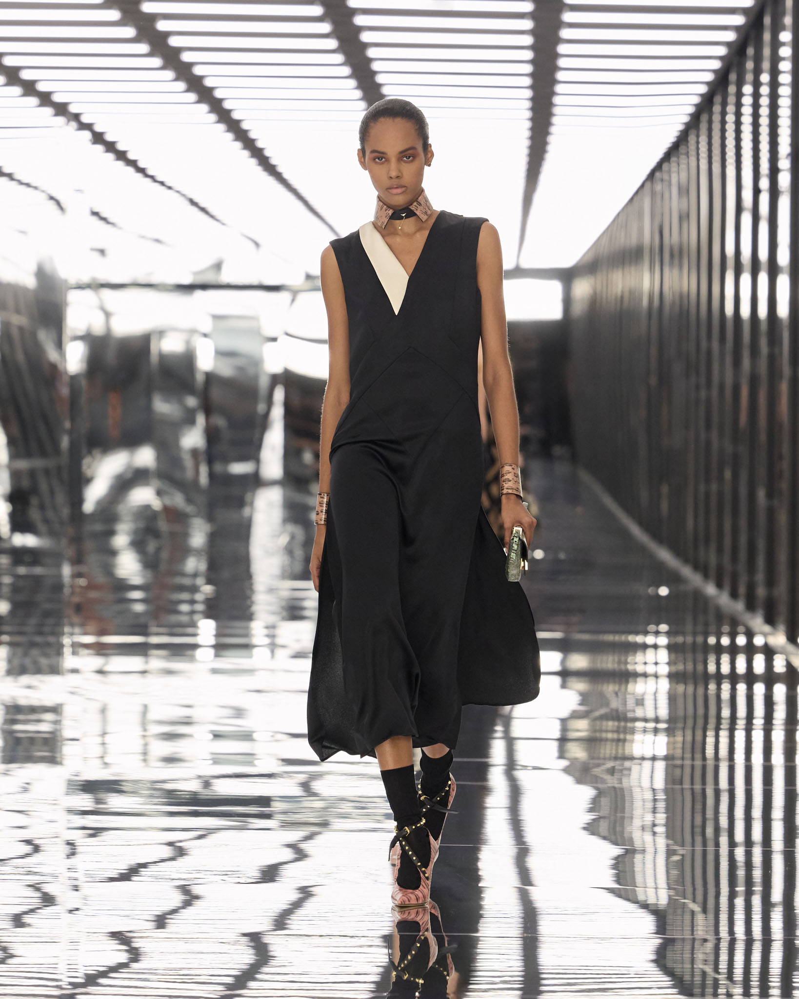 Fendi ss27 Runway Looks 4x5 011