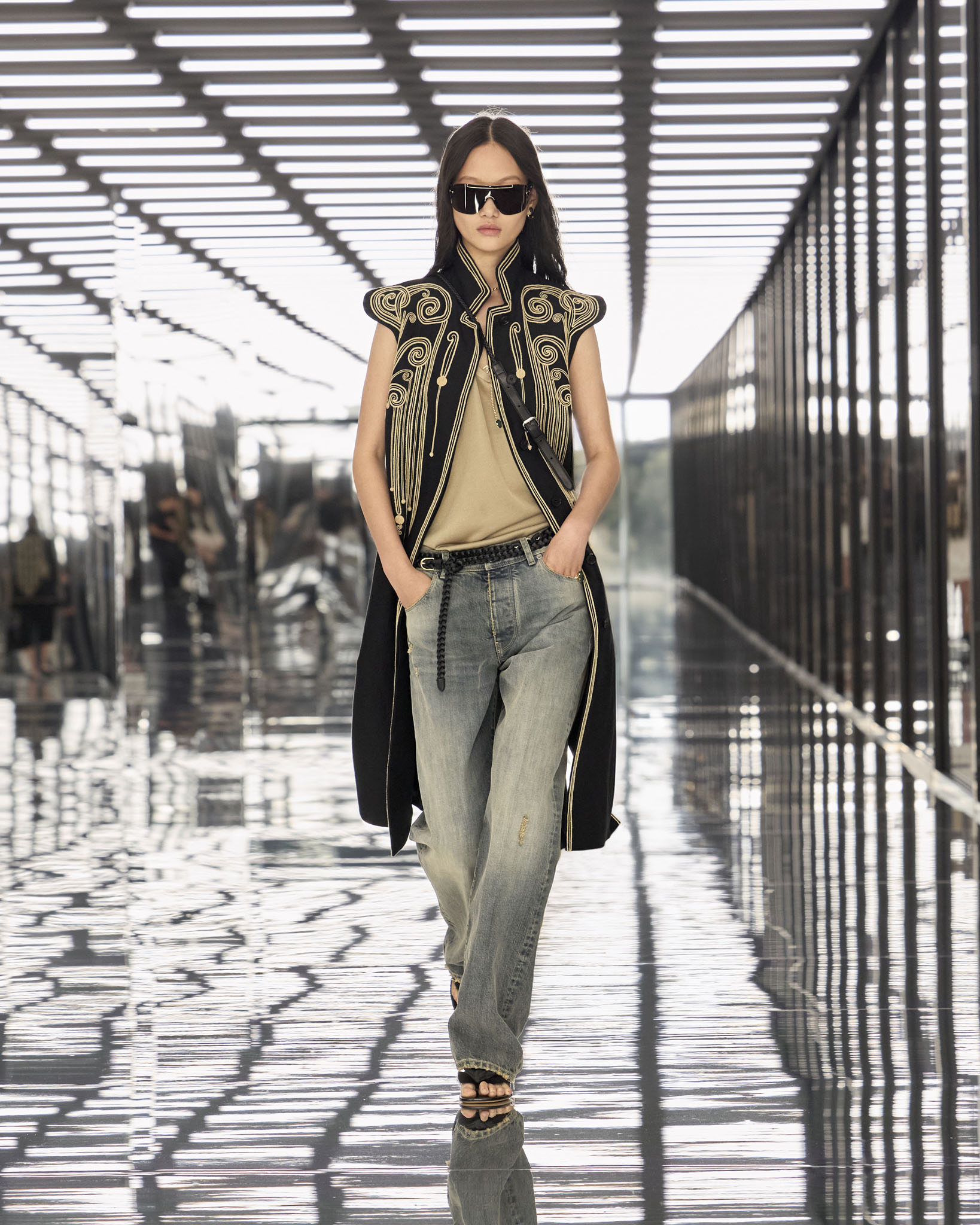 Fendi ss27 Runway Looks 4x5 034