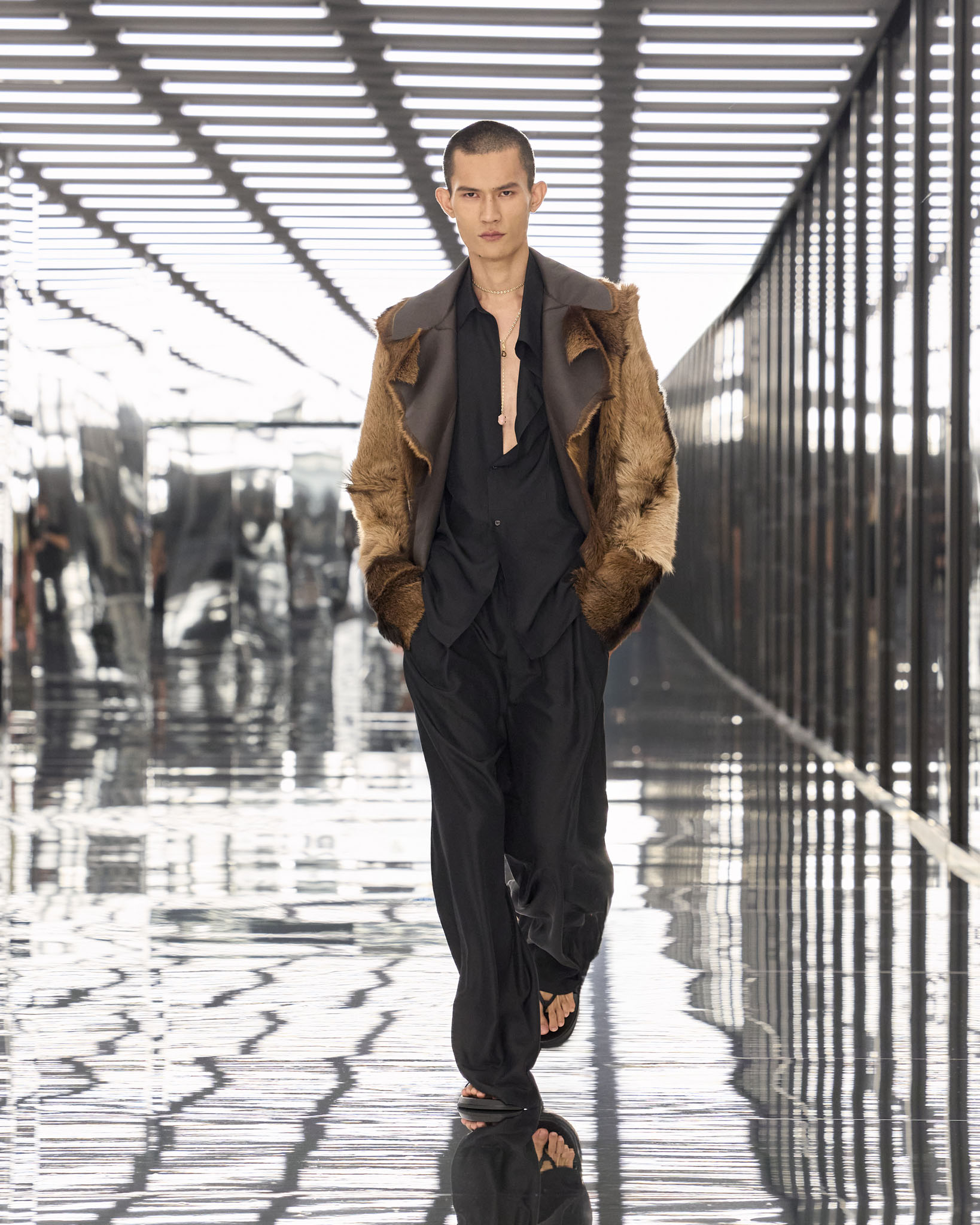 Fendi ss27 Runway Looks 4x5 023