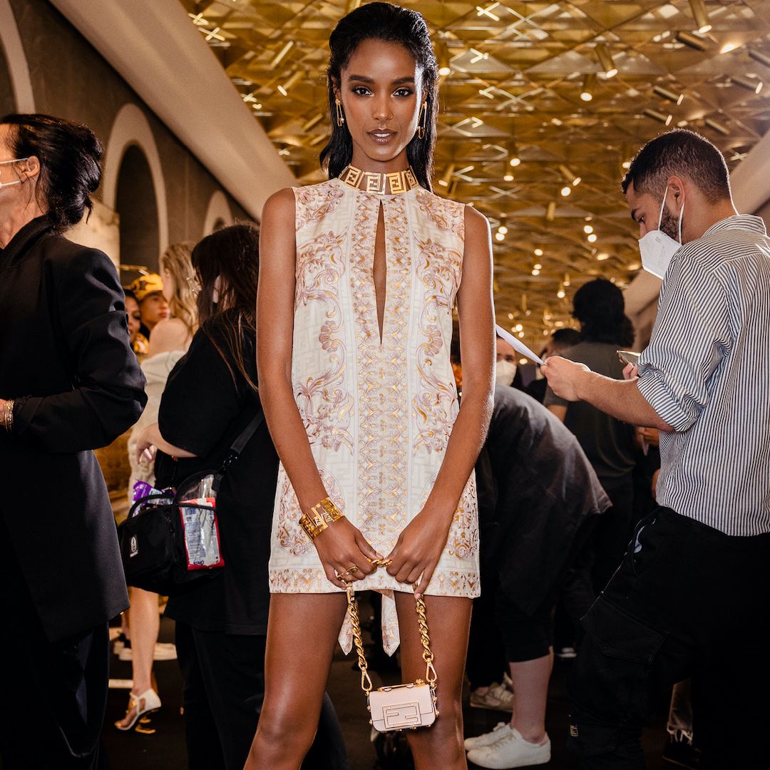 fendi-versace-gallery-backstage-26 fendi-versace-gallery-backstage-26