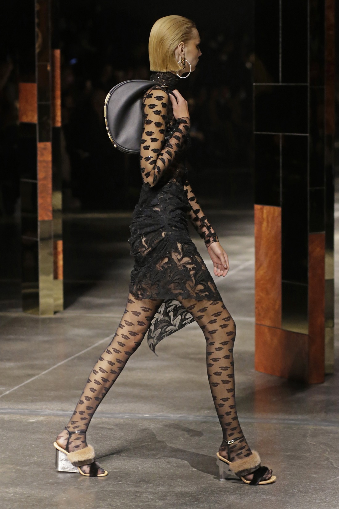 47_A_Fendi SS22_CloseUp 47_A_Fendi SS22_CloseUp