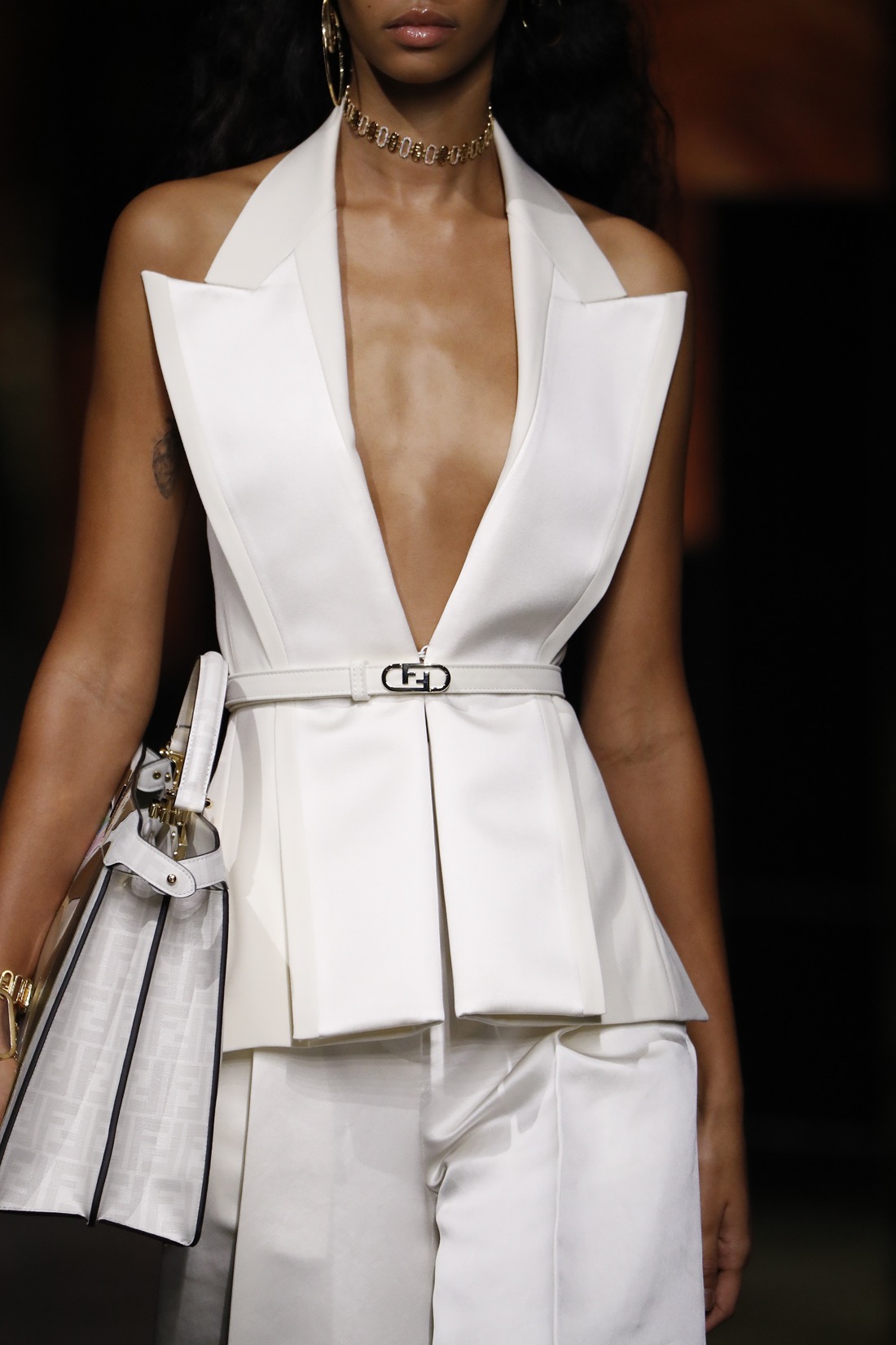 02_B_Fendi SS22_CloseUp 02_B_Fendi SS22_CloseUp