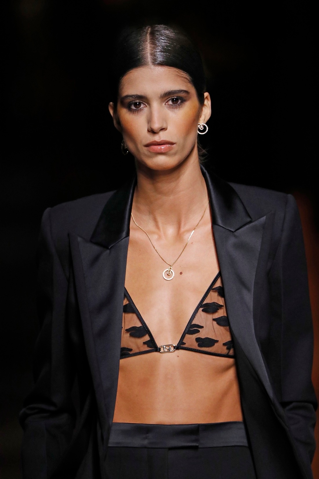 49_B_Fendi SS22_CloseUp 49_B_Fendi SS22_CloseUp