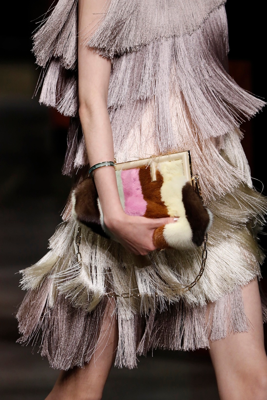 25_C_Fendi SS22_CloseUp 25_C_Fendi SS22_CloseUp